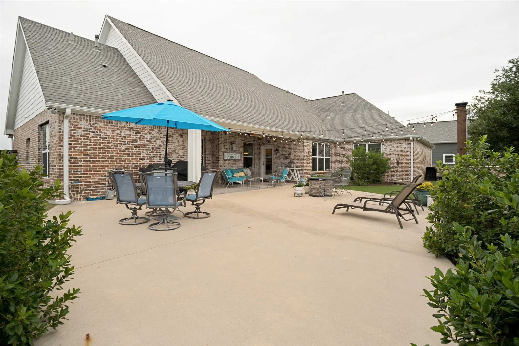Single Family Residence For Sale in Collin County , 949 W Sunset Boulevard, Celina, Texas 75009, 5 Bedroom, 4 Bathroom, 4 Garage spaces, 3,446 Sqft, built in 2015, mls#21130838, Real Estate Agent in Celina, Homes For Sale in Collin county, Homes For Sale in Celina, Realtor in Celina Texas, Real Estate Brokerage Independent Realty Texas, Luminita Cordes Realtor