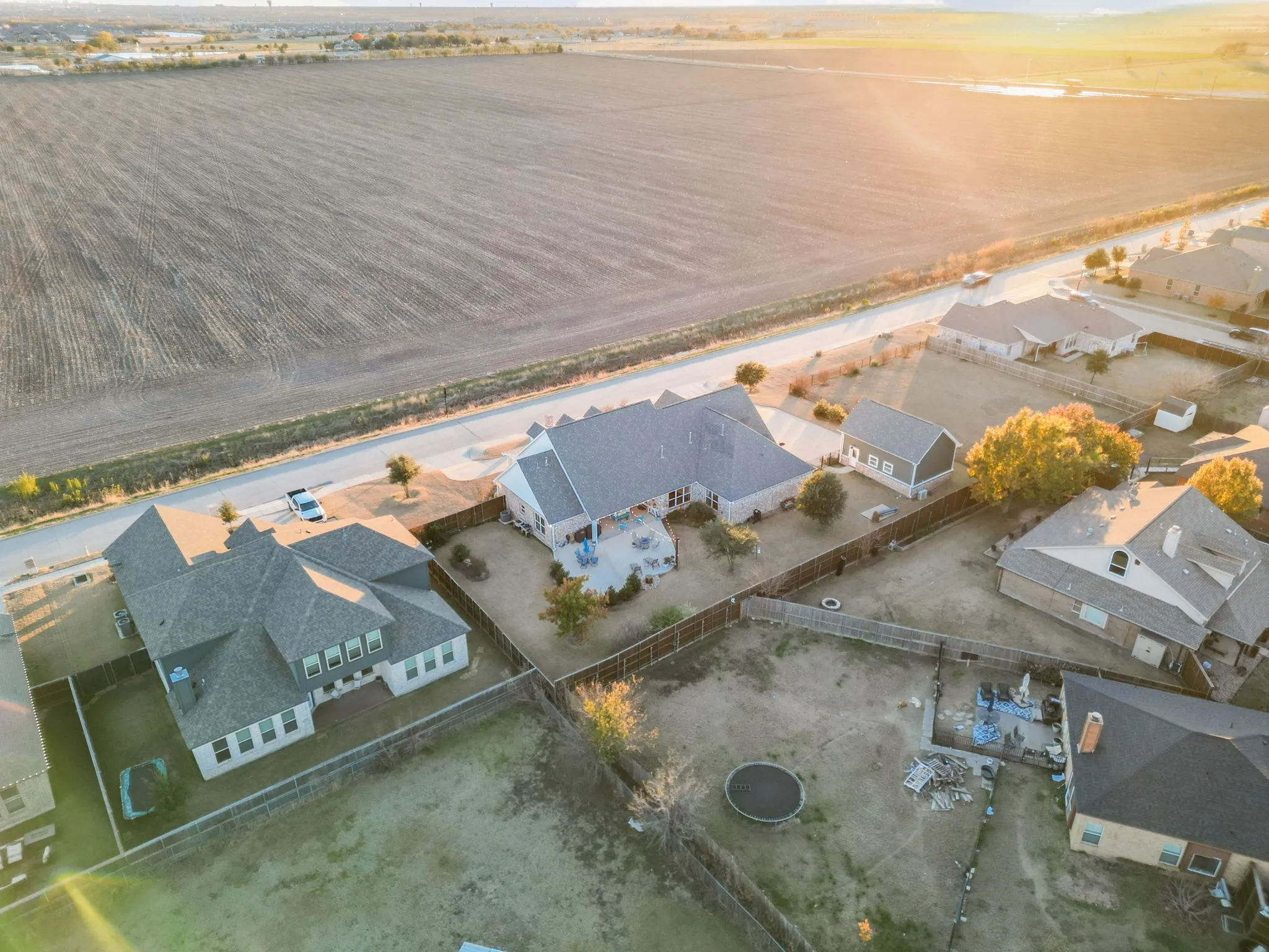 Single Family Residence For Sale in Collin County , 949 W Sunset Boulevard, Celina, Texas 75009, 5 Bedroom, 4 Bathroom, 4 Garage spaces, 3,446 Sqft, built in 2015, mls#21130838, Real Estate Agent in Celina, Homes For Sale in Collin county, Homes For Sale in Celina, Realtor in Celina Texas, Real Estate Brokerage Independent Realty Texas, Luminita Cordes Realtor