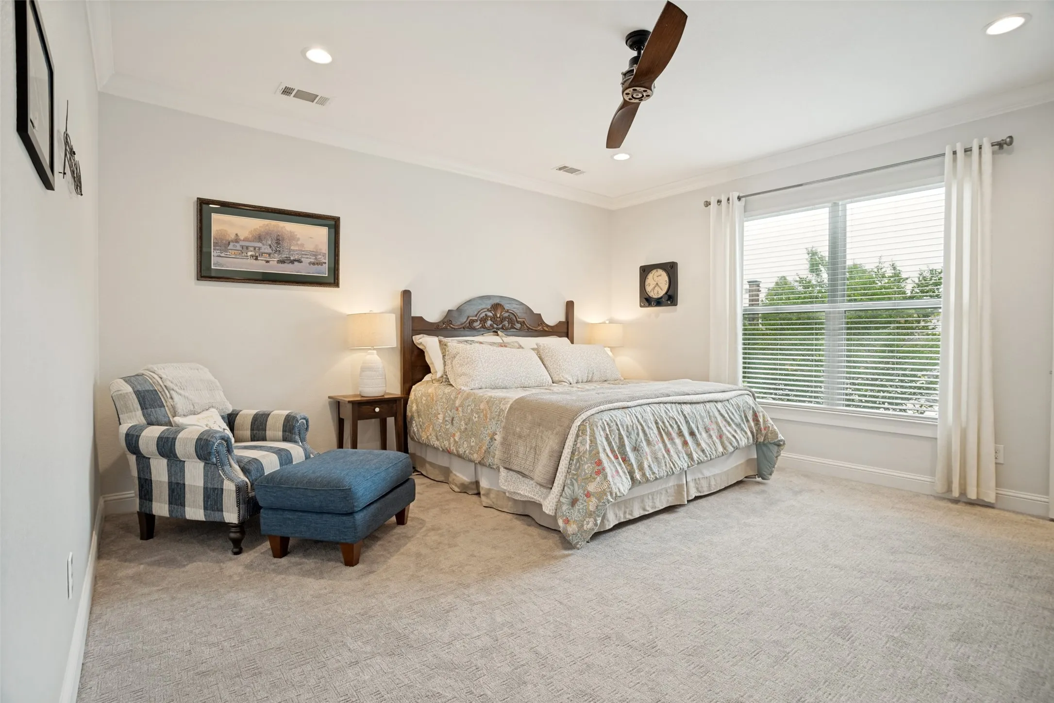 Single Family Residence For Sale in Collin County , 949 W Sunset Boulevard, Celina, Texas 75009, 5 Bedroom, 4 Bathroom, 4 Garage spaces, 3,446 Sqft, built in 2015, mls#21130838, Real Estate Agent in Celina, Homes For Sale in Collin county, Homes For Sale in Celina, Realtor in Celina Texas, Real Estate Brokerage Independent Realty Texas, Luminita Cordes Realtor