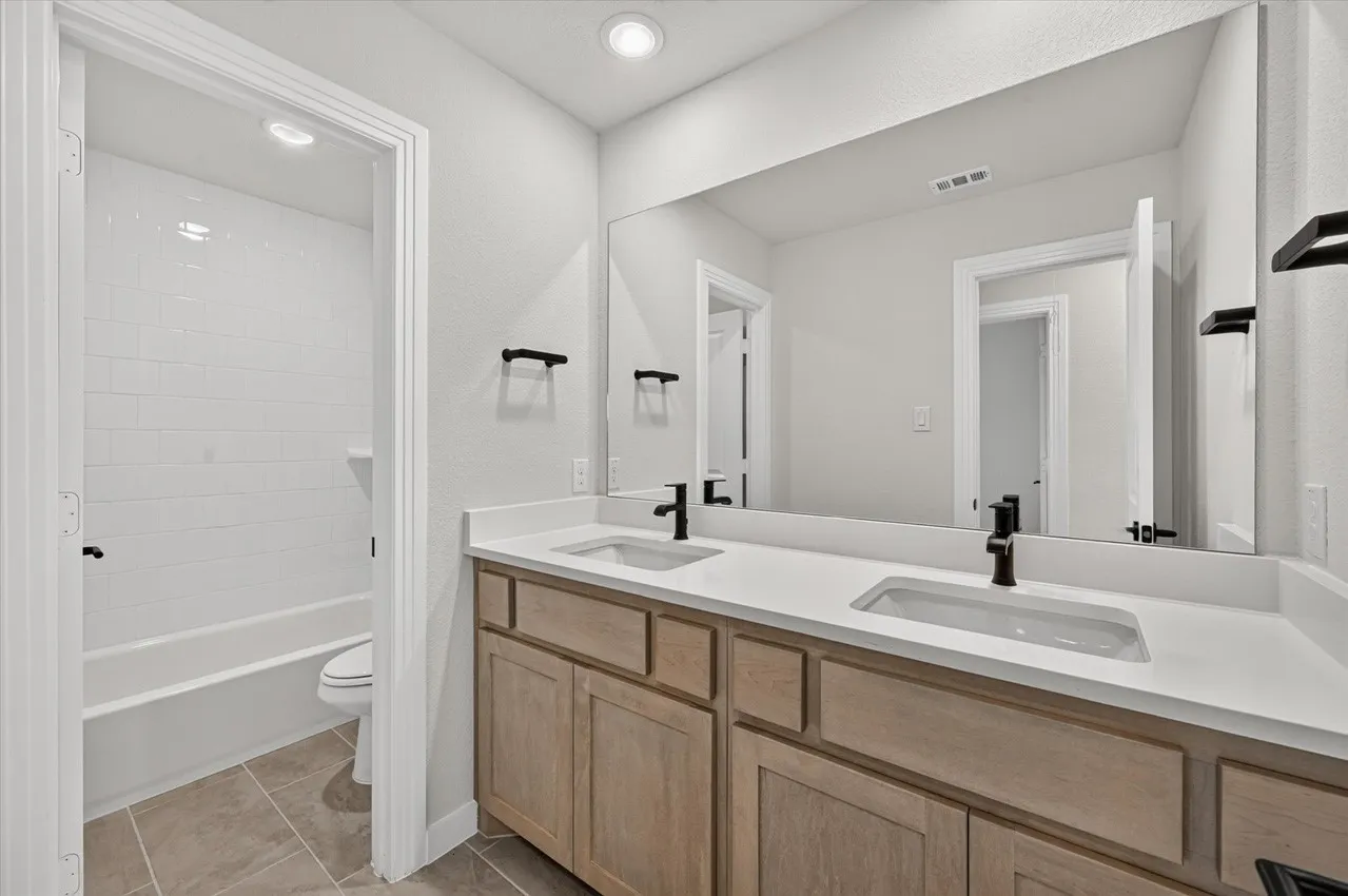 Single Family Residence For Sale in Collin County , 2709 Santa Monica Mews, Celina, Texas 75009, 4 Bedroom, 3 Bathroom, 2 Garage spaces, 2,454 Sqft, built in 2026, New Construction - Incomplete, mls#21130764, Real Estate Agent in Celina, Homes For Sale in Collin county, Homes For Sale in Celina, Realtor in Celina Texas, Real Estate Brokerage Independent Realty Texas, Luminita Cordes Realtor