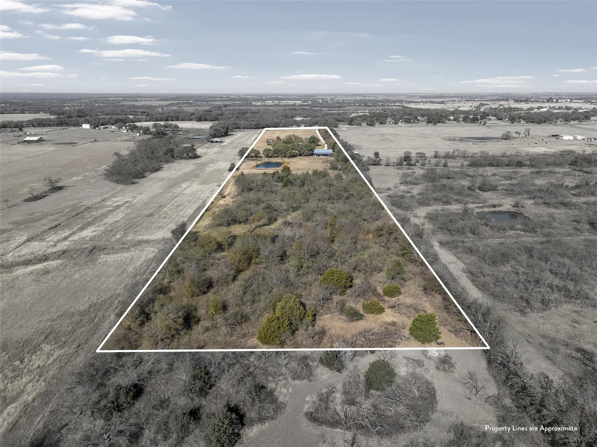 Single Family Residence For Sale in Mc Lennan County , 2743 Tokio Road, West, Texas 76691, 4 Bedroom, 4 Bathroom, 2 Garage spaces, 3,976 Sqft, built in 2014, mls#21130002, Real Estate Agent in West, Homes For Sale in Mc Lennan county, Homes For Sale in West, Realtor in West Texas, Real Estate Brokerage Independent Realty Texas, Luminita Cordes Realtor
