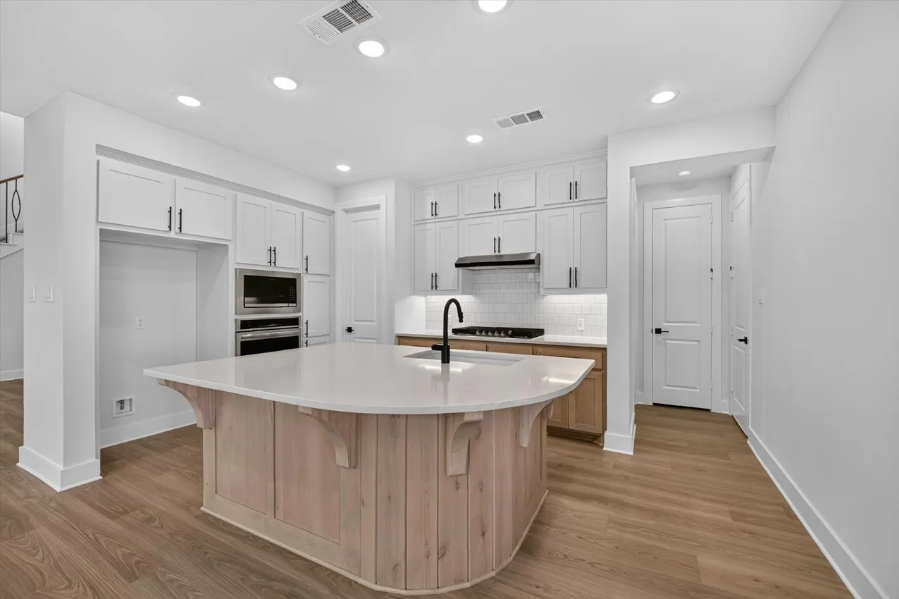 Single Family Residence For Sale in Collin County , 2713 Santa Monica Mews, Celina, Texas 75009, 5 Bedroom, 3 Bathroom, 2 Garage spaces, 2,513 Sqft, built in 2026, New Construction - Incomplete, mls#21130833, Real Estate Agent in Celina, Homes For Sale in Collin county, Homes For Sale in Celina, Realtor in Celina Texas, Real Estate Brokerage Independent Realty Texas, Luminita Cordes Realtor