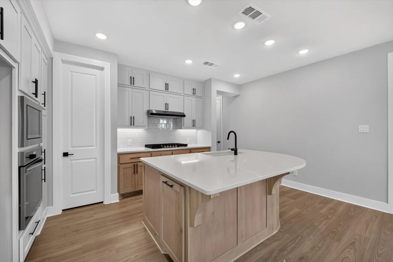Single Family Residence For Sale in Collin County , 2713 Santa Monica Mews, Celina, Texas 75009, 5 Bedroom, 3 Bathroom, 2 Garage spaces, 2,513 Sqft, built in 2026, New Construction - Incomplete, mls#21130833, Real Estate Agent in Celina, Homes For Sale in Collin county, Homes For Sale in Celina, Realtor in Celina Texas, Real Estate Brokerage Independent Realty Texas, Luminita Cordes Realtor