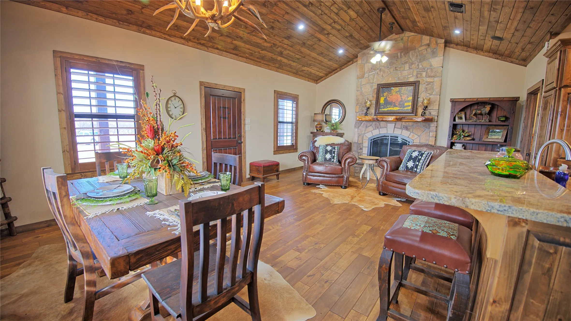 Single Family Residence For Sale in Montague County , 802 Fm 2634, Nocona, Texas 76255, 2 Bedroom, 2 Bathroom, 3 Garage spaces, 1,032 Sqft, built in 2017, Preowned, mls#21129407, Real Estate Agent in Nocona, Homes For Sale in Montague county, Homes For Sale in Nocona, Realtor in Nocona Texas, Real Estate Brokerage Independent Realty Texas, Luminita Cordes Realtor
