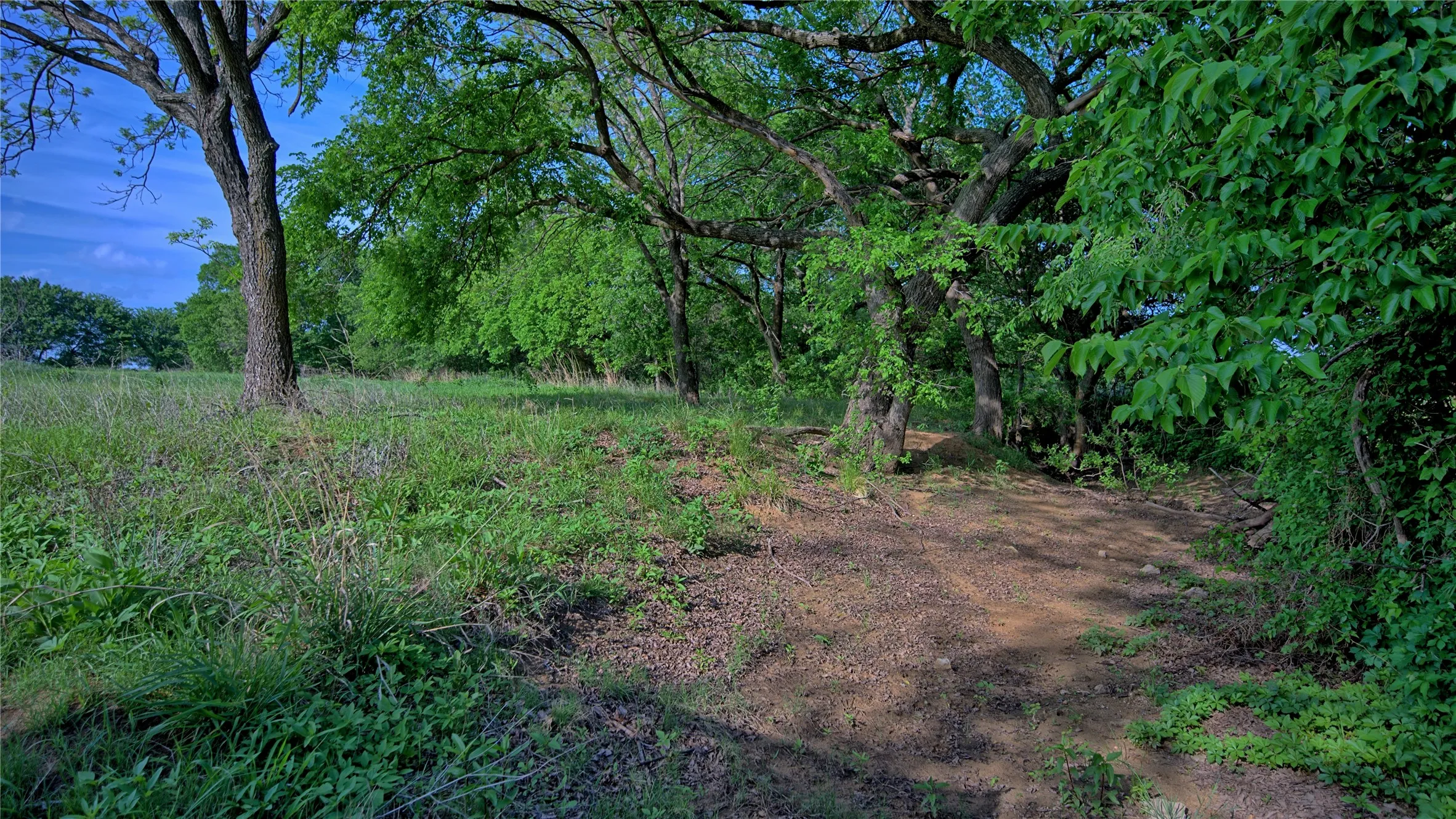 Single Family Residence For Sale in Montague County , 802 Fm 2634, Nocona, Texas 76255, 2 Bedroom, 2 Bathroom, 3 Garage spaces, 1,032 Sqft, built in 2017, Preowned, mls#21129407, Real Estate Agent in Nocona, Homes For Sale in Montague county, Homes For Sale in Nocona, Realtor in Nocona Texas, Real Estate Brokerage Independent Realty Texas, Luminita Cordes Realtor