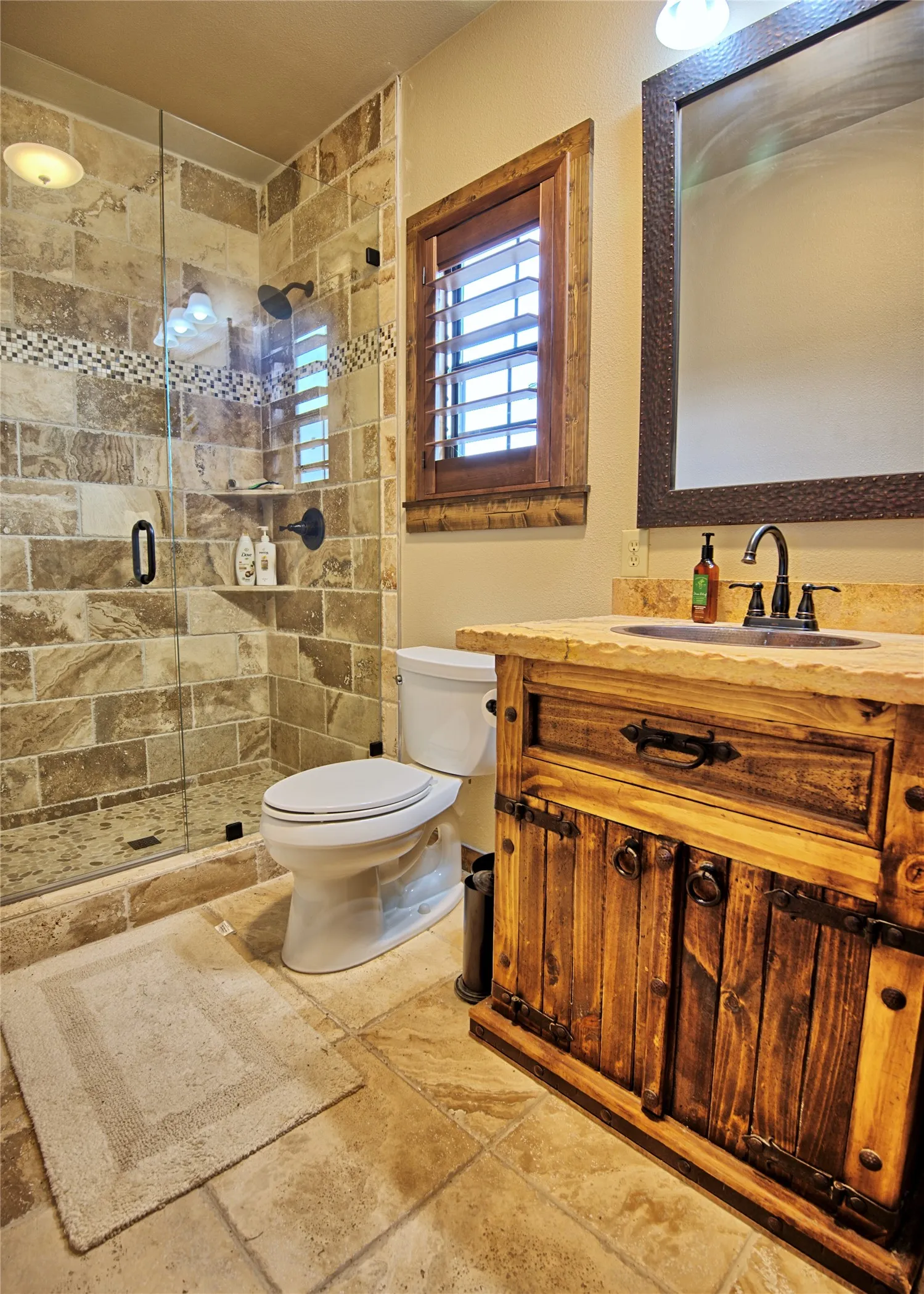 Single Family Residence For Sale in Montague County , 802 Fm 2634, Nocona, Texas 76255, 2 Bedroom, 2 Bathroom, 3 Garage spaces, 1,032 Sqft, built in 2017, Preowned, mls#21129407, Real Estate Agent in Nocona, Homes For Sale in Montague county, Homes For Sale in Nocona, Realtor in Nocona Texas, Real Estate Brokerage Independent Realty Texas, Luminita Cordes Realtor