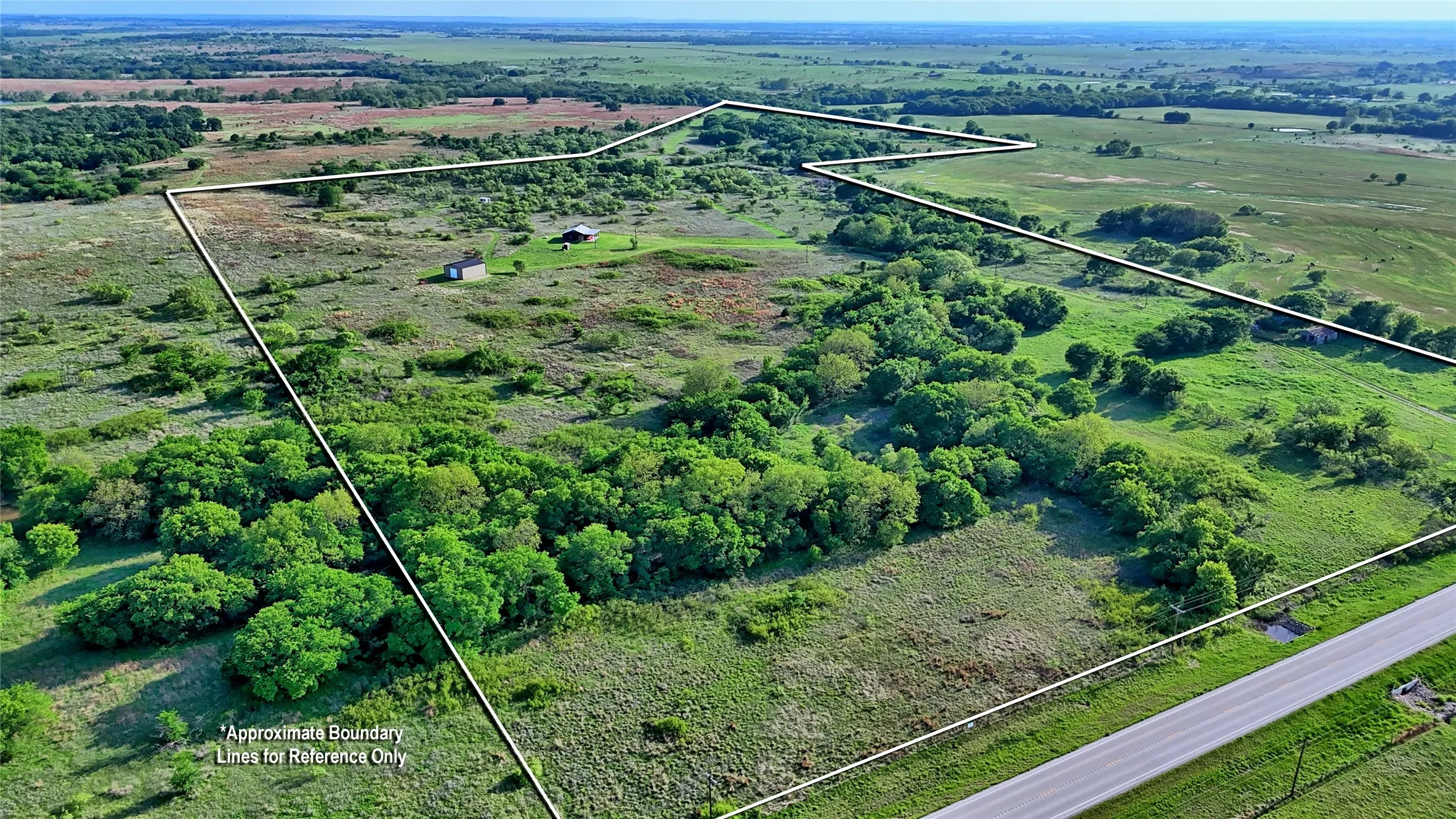 Single Family Residence For Sale in Montague County , 802 Fm 2634, Nocona, Texas 76255, 2 Bedroom, 2 Bathroom, 3 Garage spaces, 1,032 Sqft, built in 2017, Preowned, mls#21129407, Real Estate Agent in Nocona, Homes For Sale in Montague county, Homes For Sale in Nocona, Realtor in Nocona Texas, Real Estate Brokerage Independent Realty Texas, Luminita Cordes Realtor