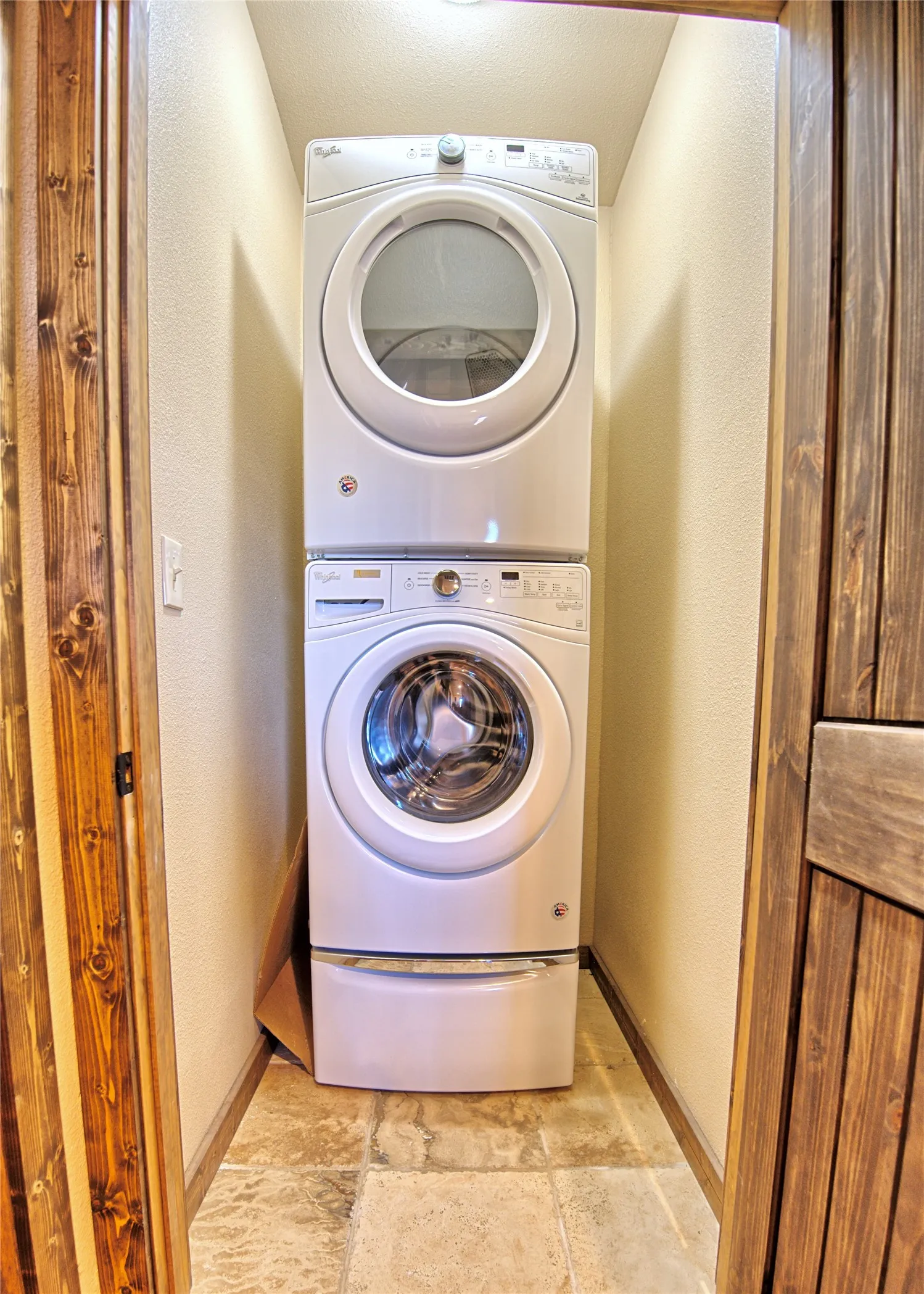 Single Family Residence For Sale in Montague County , 802 Fm 2634, Nocona, Texas 76255, 2 Bedroom, 2 Bathroom, 3 Garage spaces, 1,032 Sqft, built in 2017, Preowned, mls#21129407, Real Estate Agent in Nocona, Homes For Sale in Montague county, Homes For Sale in Nocona, Realtor in Nocona Texas, Real Estate Brokerage Independent Realty Texas, Luminita Cordes Realtor