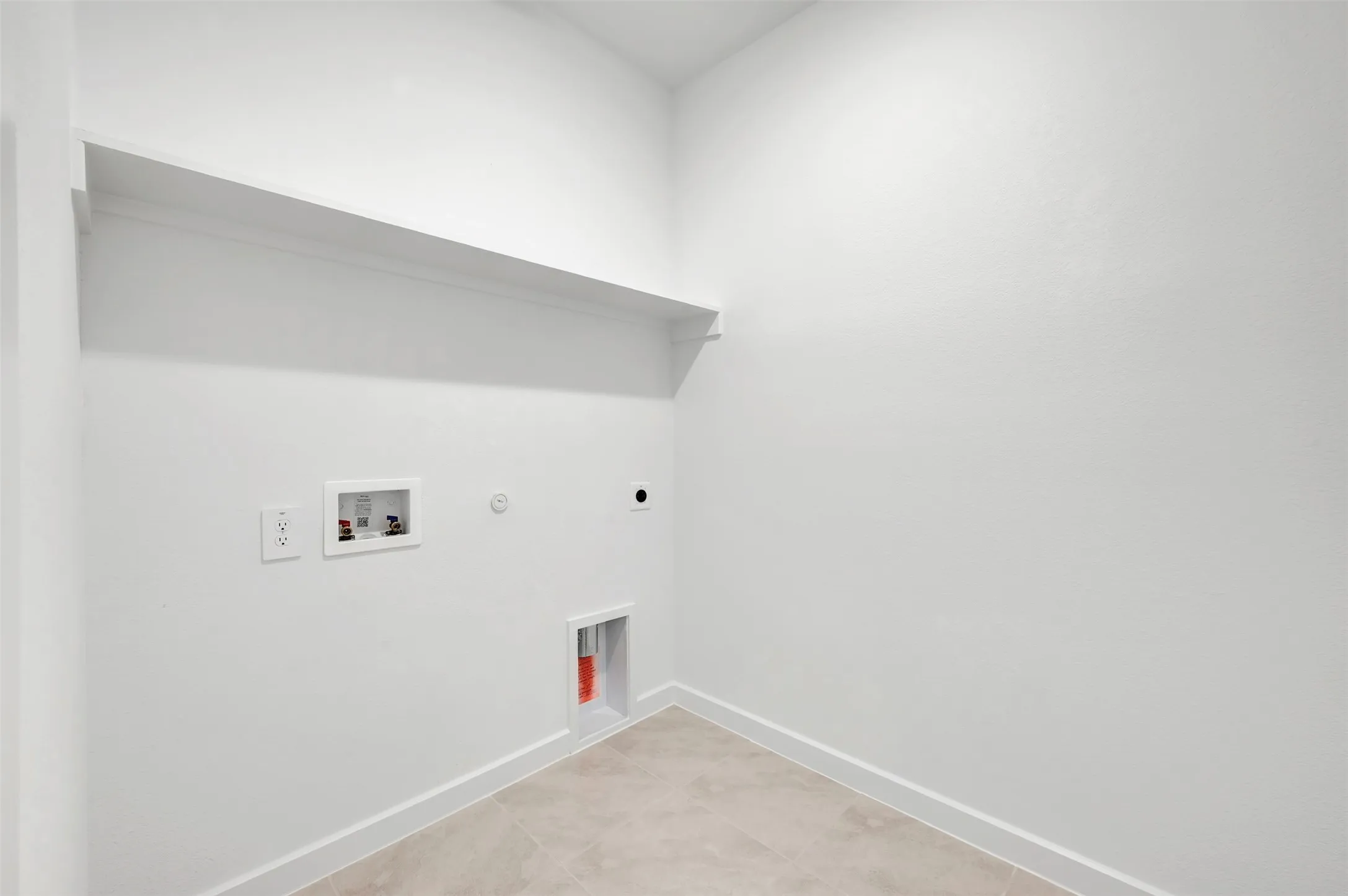 Single Family Residence For Sale in Wise County , 172 Summer Rain Way, Newark, Texas 76071, 4 Bedroom, 2 Bathroom, 2 Garage spaces, 1,825 Sqft, built in 2026, New Construction - Complete, mls#21131203, Real Estate Agent in Newark, Homes For Sale in Wise county, Homes For Sale in Newark, Realtor in Newark Texas, Real Estate Brokerage Independent Realty Texas, Luminita Cordes Realtor