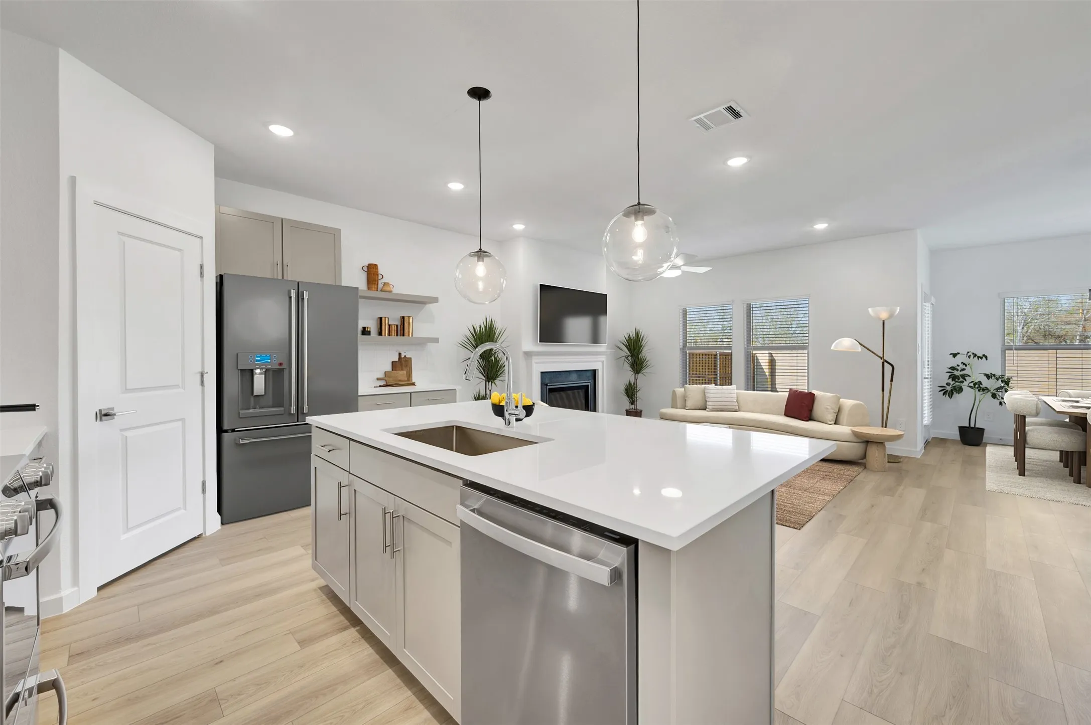 Single Family Residence For Sale in Wise County , 172 Summer Rain Way, Newark, Texas 76071, 4 Bedroom, 2 Bathroom, 2 Garage spaces, 1,825 Sqft, built in 2026, New Construction - Complete, mls#21131203, Real Estate Agent in Newark, Homes For Sale in Wise county, Homes For Sale in Newark, Realtor in Newark Texas, Real Estate Brokerage Independent Realty Texas, Luminita Cordes Realtor