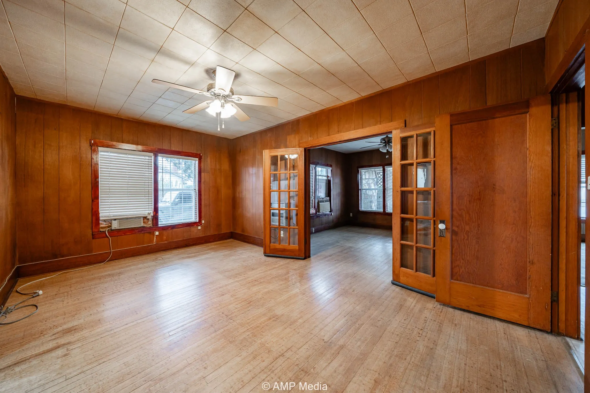 Single Family Residence For Sale in Haskell County , 1104 N Avenue Avenue E, Haskell, Texas 79521, 2 Bedroom, 1 Bathroom, Garage spaces, 1,192 Sqft, built in 1940, mls#21131184, Real Estate Agent in Haskell, Homes For Sale in Haskell county, Homes For Sale in Haskell, Realtor in Haskell Texas, Real Estate Brokerage Independent Realty Texas, Luminita Cordes Realtor