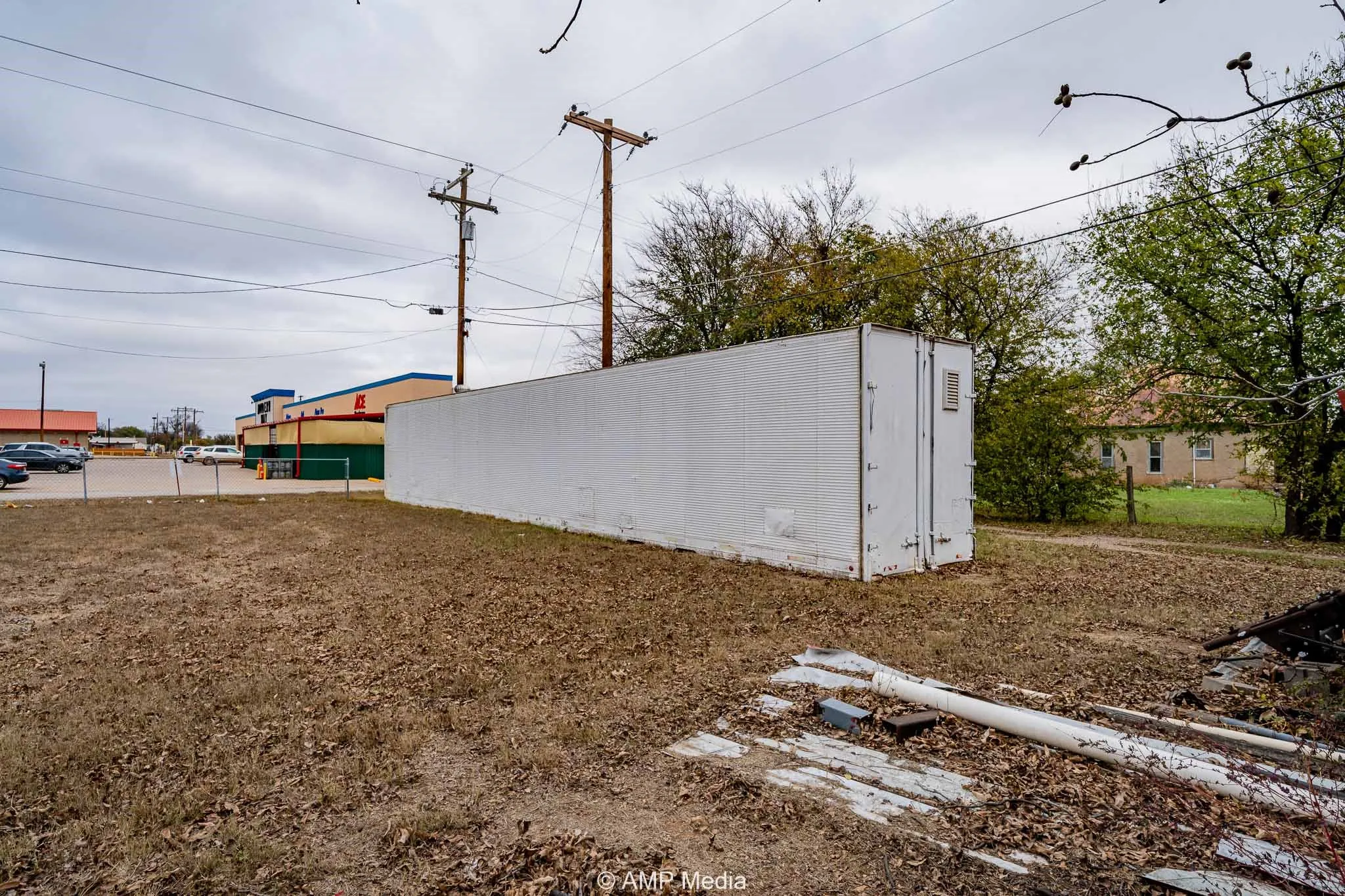 Single Family Residence For Sale in Haskell County , 1104 N Avenue Avenue E, Haskell, Texas 79521, 2 Bedroom, 1 Bathroom, Garage spaces, 1,192 Sqft, built in 1940, mls#21131184, Real Estate Agent in Haskell, Homes For Sale in Haskell county, Homes For Sale in Haskell, Realtor in Haskell Texas, Real Estate Brokerage Independent Realty Texas, Luminita Cordes Realtor