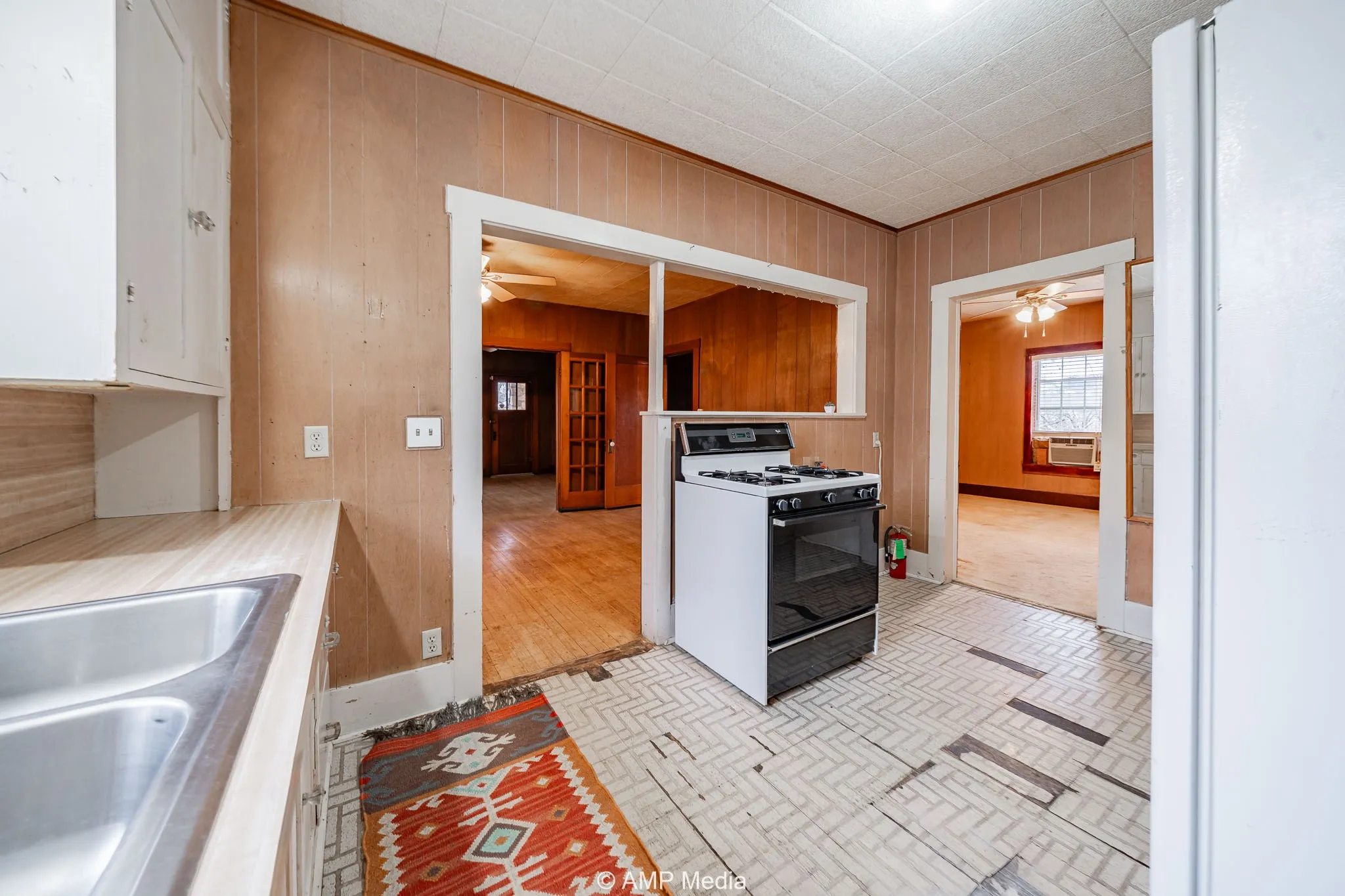 Single Family Residence For Sale in Haskell County , 1104 N Avenue Avenue E, Haskell, Texas 79521, 2 Bedroom, 1 Bathroom, Garage spaces, 1,192 Sqft, built in 1940, mls#21131184, Real Estate Agent in Haskell, Homes For Sale in Haskell county, Homes For Sale in Haskell, Realtor in Haskell Texas, Real Estate Brokerage Independent Realty Texas, Luminita Cordes Realtor