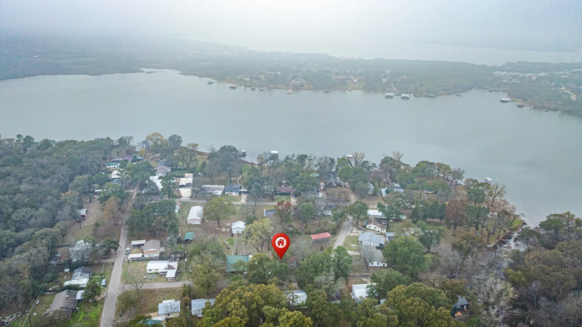 Single Family Residence For Sale in Hunt County , 10474 Apache, Wills Point, Texas 75169, 2 Bedrooms, 1 Bathroom, Garage spaces, 900 Sqft, built in 1986, Preowned, Price $165,000, mls#21130310, Real Estate Agent in Wills Point, Homes For Sale in Hunt county, Homes For Sale in Wills Point, Realtor in Wills Point Texas, Real Estate Brokerage Independent Realty Texas, Luminita Cordes Realtor