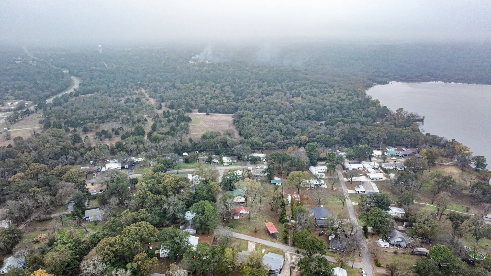 Single Family Residence For Sale in Hunt County , 10474 Apache, Wills Point, Texas 75169, 2 Bedrooms, 1 Bathroom, Garage spaces, 900 Sqft, built in 1986, Preowned, Price $165,000, mls#21130310, Real Estate Agent in Wills Point, Homes For Sale in Hunt county, Homes For Sale in Wills Point, Realtor in Wills Point Texas, Real Estate Brokerage Independent Realty Texas, Luminita Cordes Realtor