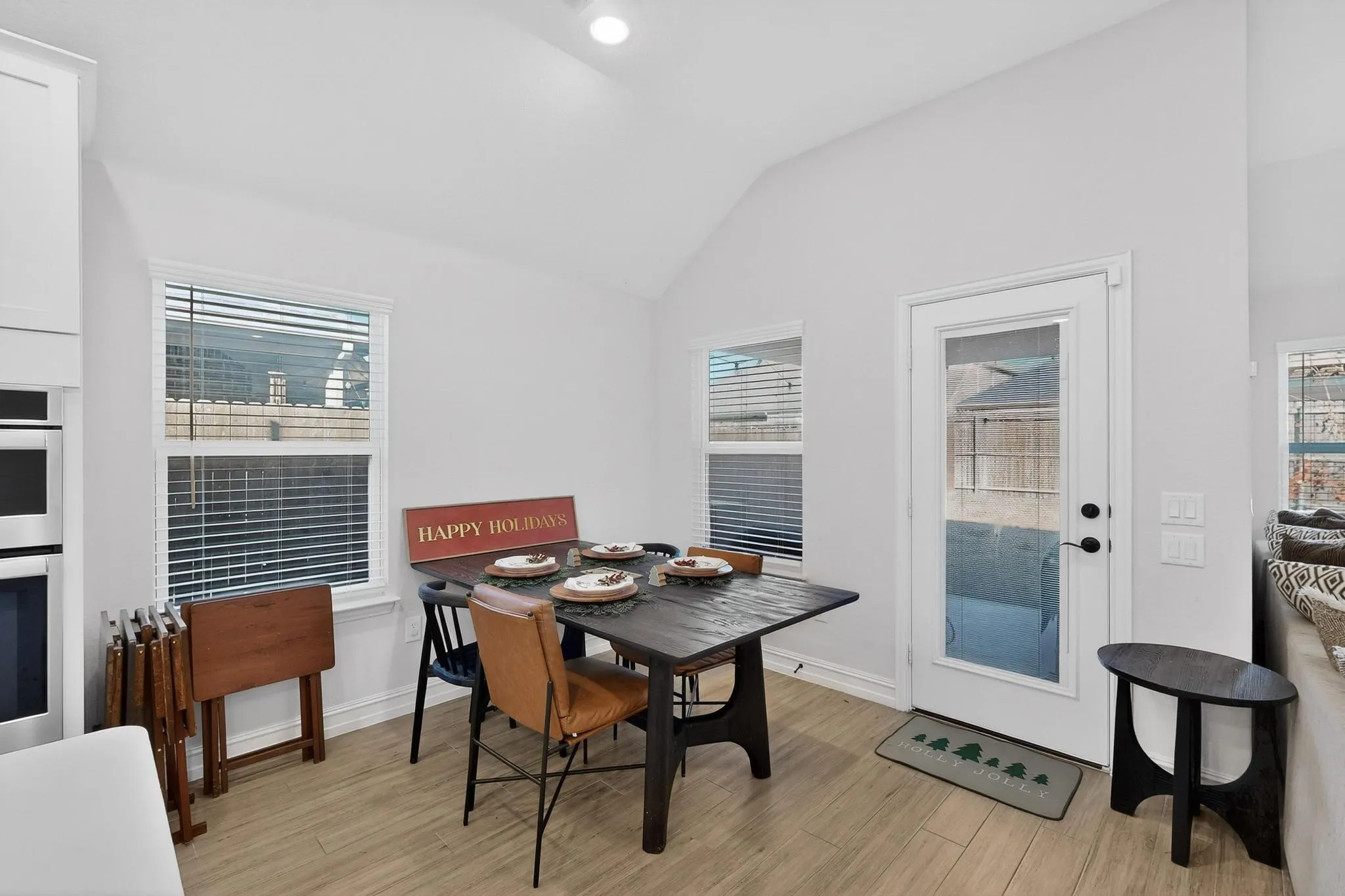 Single Family Residence For Sale in Collin County , 2817 Ash Avenue, Melissa, Texas 75454, 4 Bedroom, 2 Bathroom, 2 Garage spaces, 2,254 Sqft, built in 2020, mls#21131233, Real Estate Agent in Melissa, Homes For Sale in Collin county, Homes For Sale in Melissa, Realtor in Melissa Texas, Real Estate Brokerage Independent Realty Texas, Luminita Cordes Realtor