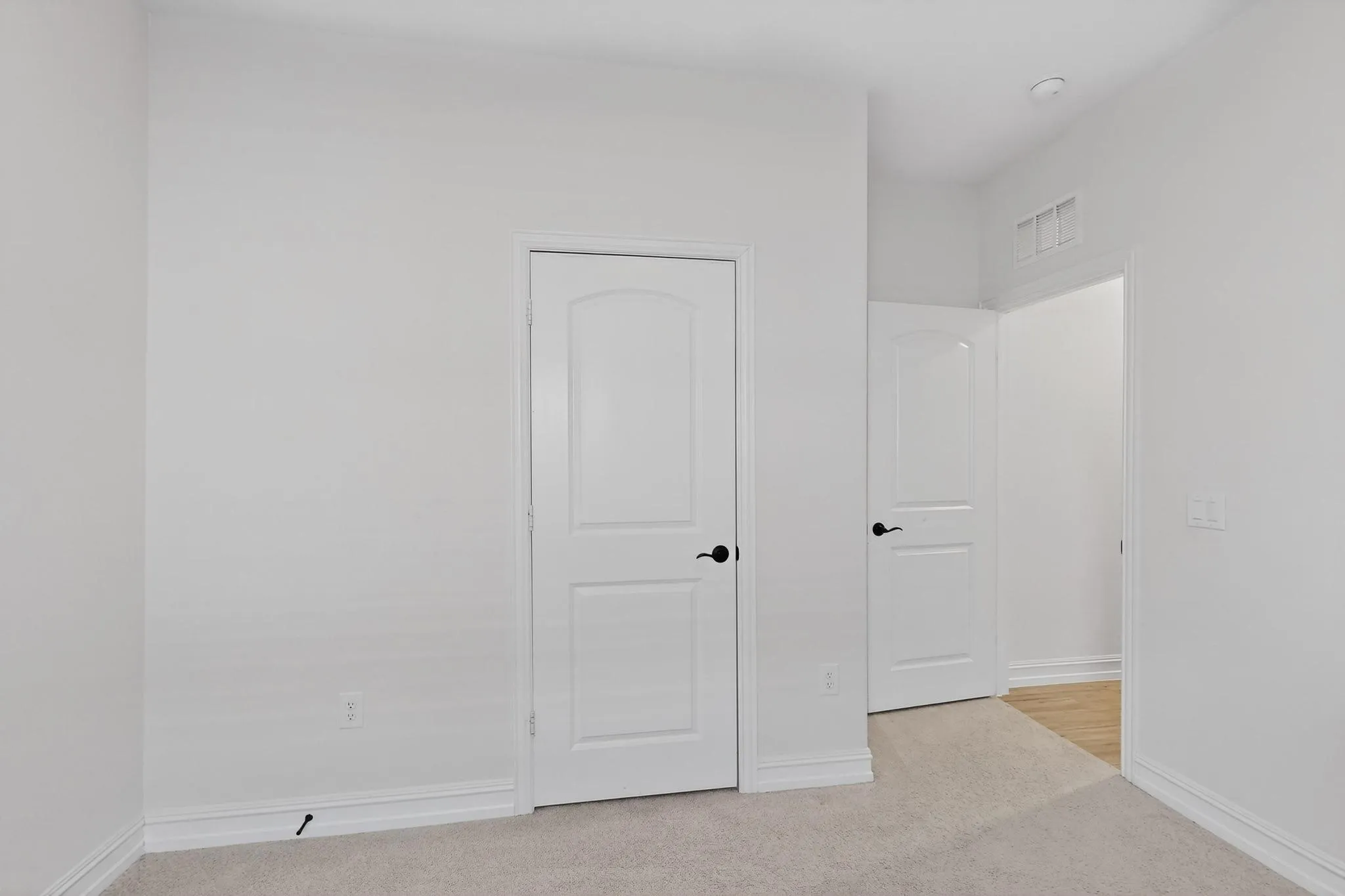 Single Family Residence For Sale in Collin County , 2817 Ash Avenue, Melissa, Texas 75454, 4 Bedroom, 2 Bathroom, 2 Garage spaces, 2,254 Sqft, built in 2020, mls#21131233, Real Estate Agent in Melissa, Homes For Sale in Collin county, Homes For Sale in Melissa, Realtor in Melissa Texas, Real Estate Brokerage Independent Realty Texas, Luminita Cordes Realtor