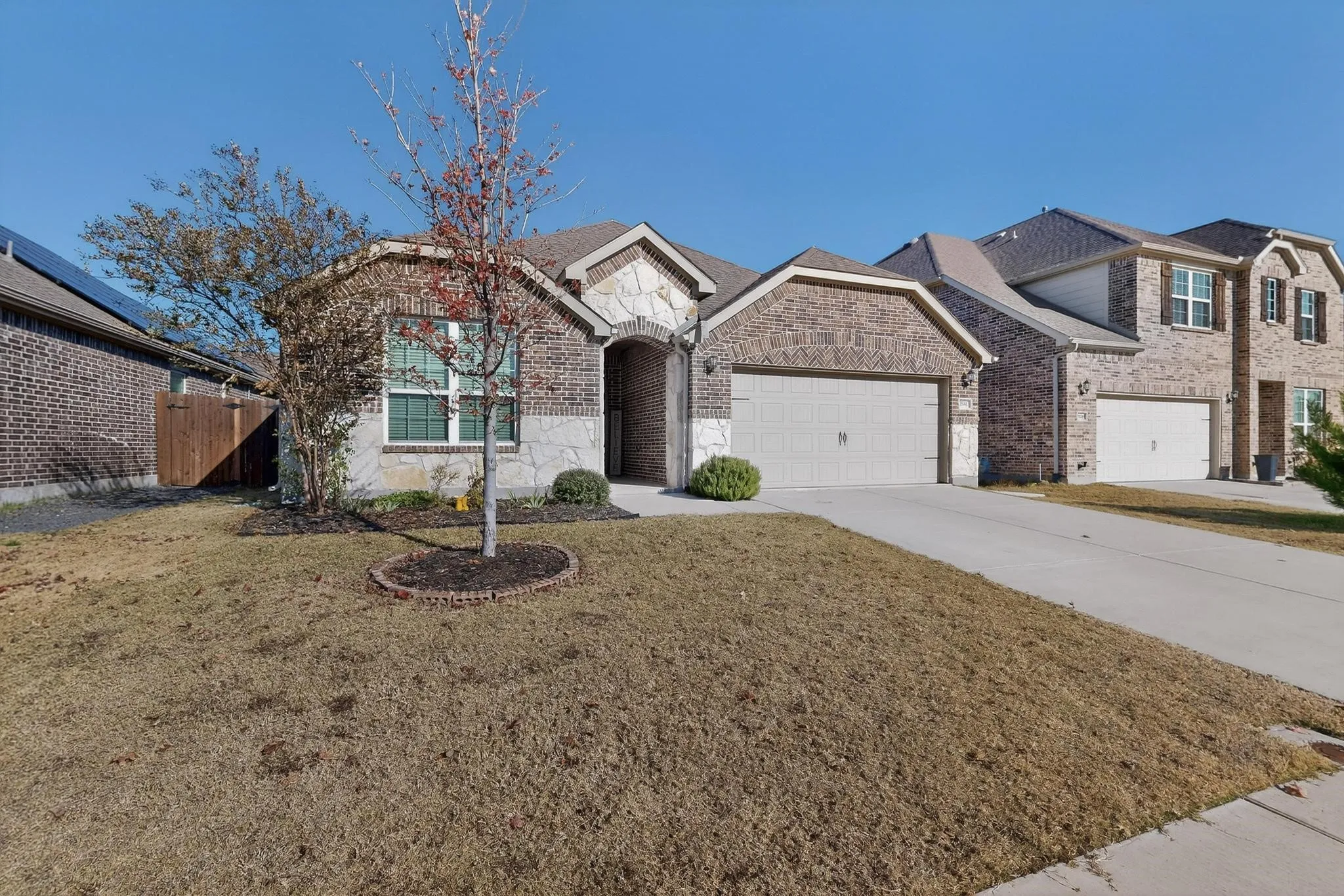 Single Family Residence For Sale in Collin County , 2817 Ash Avenue, Melissa, Texas 75454, 4 Bedroom, 2 Bathroom, 2 Garage spaces, 2,254 Sqft, built in 2020, mls#21131233, Real Estate Agent in Melissa, Homes For Sale in Collin county, Homes For Sale in Melissa, Realtor in Melissa Texas, Real Estate Brokerage Independent Realty Texas, Luminita Cordes Realtor
