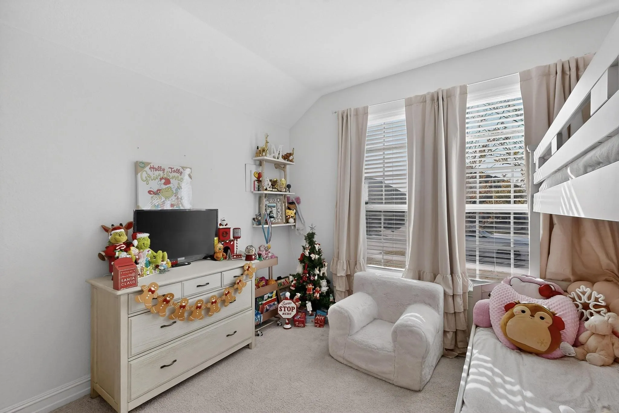 Single Family Residence For Sale in Collin County , 2817 Ash Avenue, Melissa, Texas 75454, 4 Bedroom, 2 Bathroom, 2 Garage spaces, 2,254 Sqft, built in 2020, mls#21131233, Real Estate Agent in Melissa, Homes For Sale in Collin county, Homes For Sale in Melissa, Realtor in Melissa Texas, Real Estate Brokerage Independent Realty Texas, Luminita Cordes Realtor
