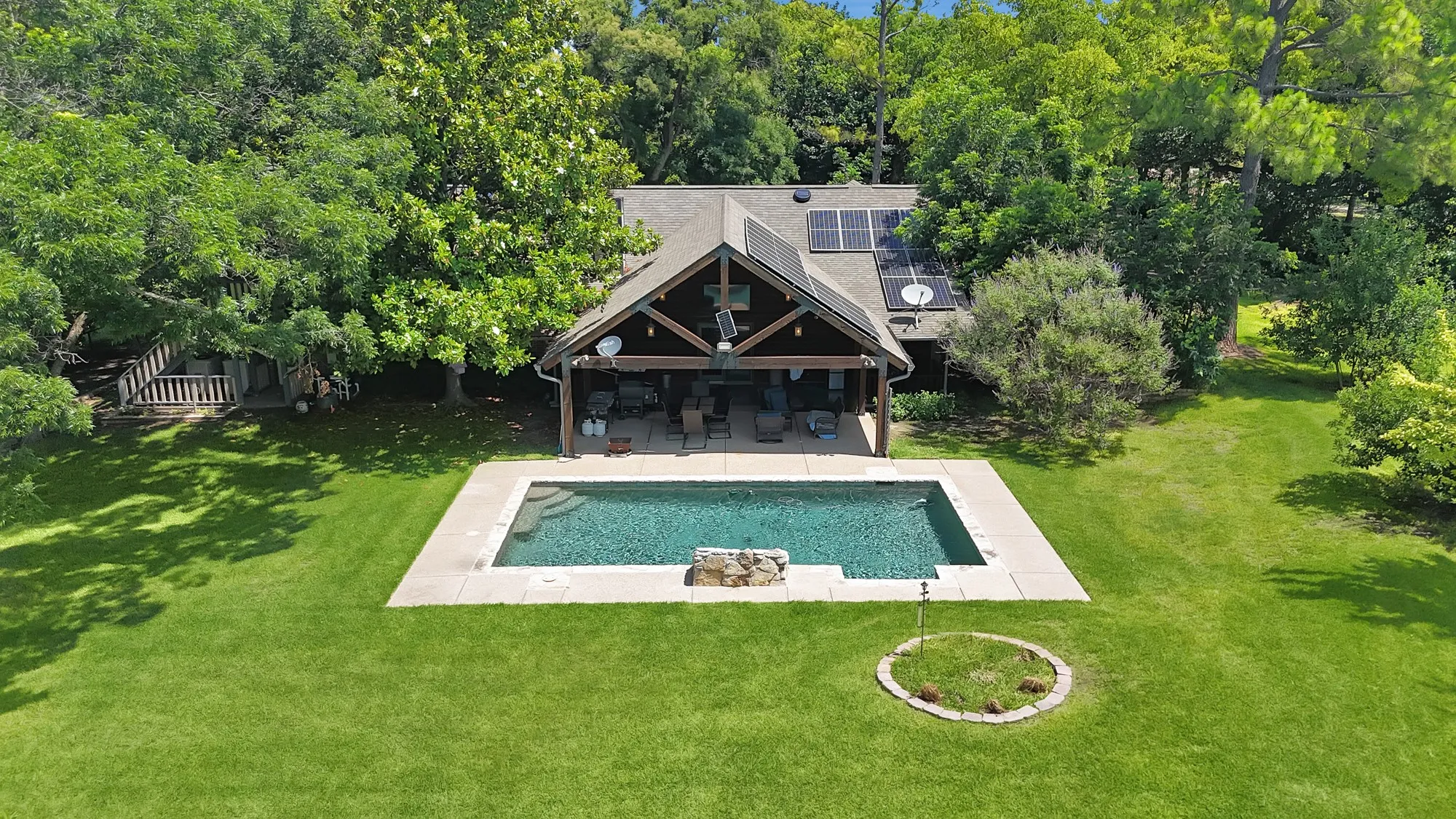Farm For Sale in Parker County , 1317 Sweet Springs Road, Weatherford, Texas 76088, 4 Bedroom, 4 Bathroom, Garage spaces, 3,266 Sqft, built in 1988, mls#21130736, Real Estate Agent in Weatherford, Homes For Sale in Parker county, Homes For Sale in Weatherford, Realtor in Weatherford Texas, Real Estate Brokerage Independent Realty Texas, Luminita Cordes Realtor