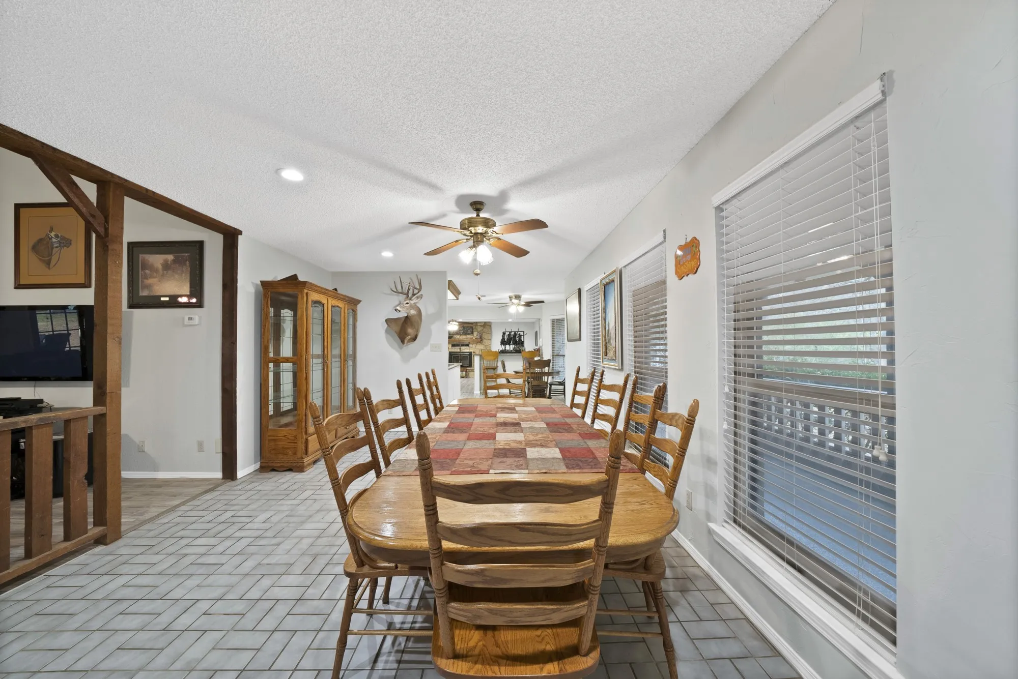 Farm For Sale in Parker County , 1317 Sweet Springs Road, Weatherford, Texas 76088, 4 Bedroom, 4 Bathroom, Garage spaces, 3,266 Sqft, built in 1988, mls#21130736, Real Estate Agent in Weatherford, Homes For Sale in Parker county, Homes For Sale in Weatherford, Realtor in Weatherford Texas, Real Estate Brokerage Independent Realty Texas, Luminita Cordes Realtor