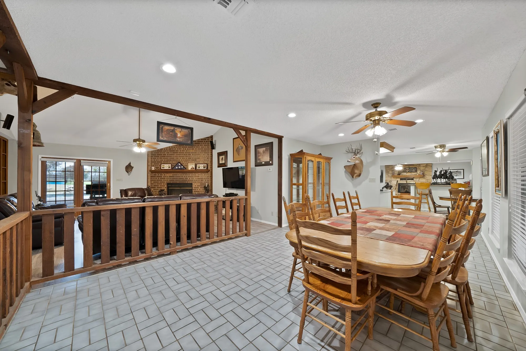 Farm For Sale in Parker County , 1317 Sweet Springs Road, Weatherford, Texas 76088, 4 Bedroom, 4 Bathroom, Garage spaces, 3,266 Sqft, built in 1988, mls#21130736, Real Estate Agent in Weatherford, Homes For Sale in Parker county, Homes For Sale in Weatherford, Realtor in Weatherford Texas, Real Estate Brokerage Independent Realty Texas, Luminita Cordes Realtor