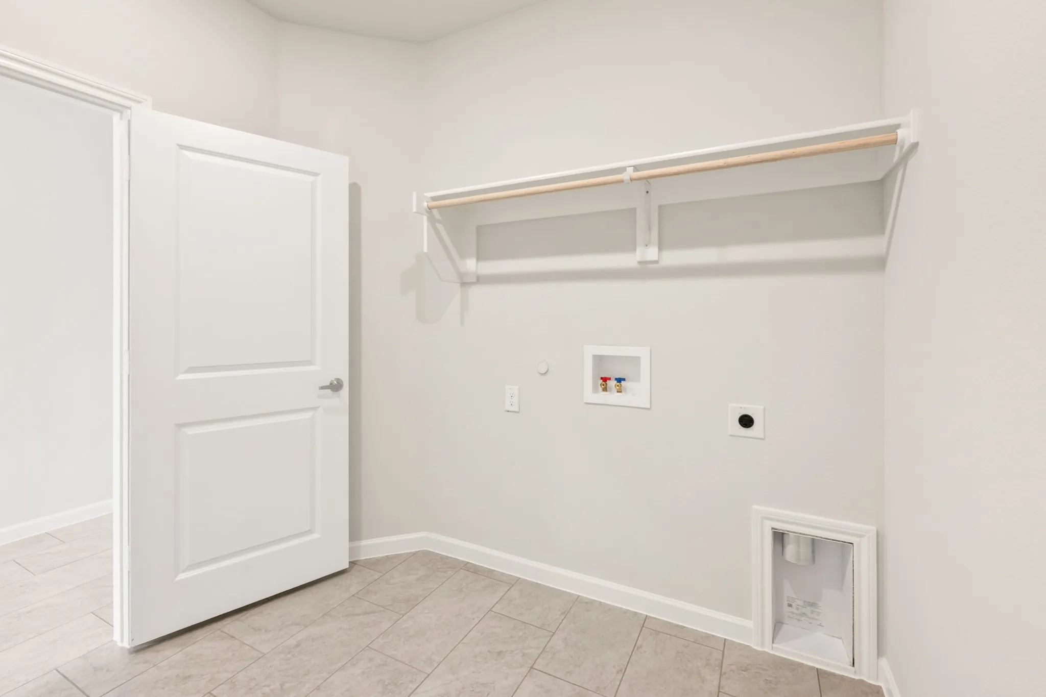 Single Family Residence For Sale in Johnson County , 925 Kingbird Lane, Alvarado, Texas 76009, 3 Bedroom, 2 Bathroom, 2 Garage spaces, 1,531 Sqft, built in 2025, New Construction - Complete, mls#21125781, Real Estate Agent in Alvarado, Homes For Sale in Johnson county, Homes For Sale in Alvarado, Realtor in Alvarado Texas, Real Estate Brokerage Independent Realty Texas, Luminita Cordes Realtor