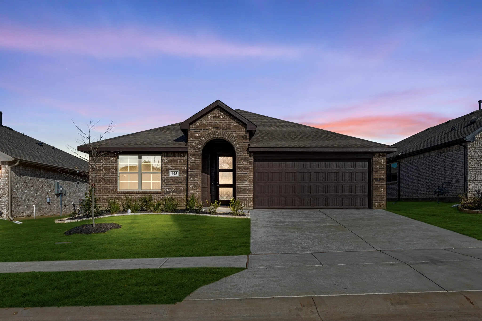 Single Family Residence For Sale in Johnson County , 925 Kingbird Lane, Alvarado, Texas 76009, 3 Bedroom, 2 Bathroom, 2 Garage spaces, 1,531 Sqft, built in 2025, New Construction - Complete, mls#21125781, Real Estate Agent in Alvarado, Homes For Sale in Johnson county, Homes For Sale in Alvarado, Realtor in Alvarado Texas, Real Estate Brokerage Independent Realty Texas, Luminita Cordes Realtor