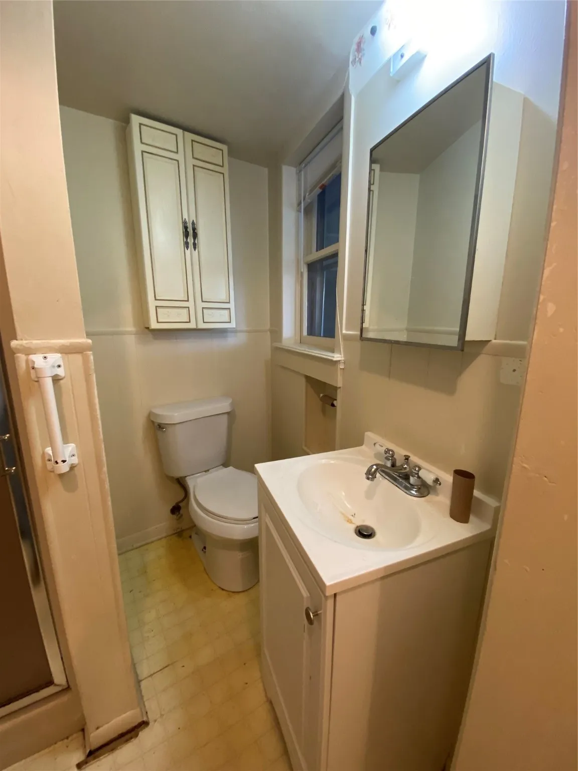 Single Family Residence For Sale in Navarro County , 1805 E Beverly Drive, Corsicana, Texas 75110, 2 Bedroom, 2 Bathroom, Garage spaces, 1,385 Sqft, built in 1968, mls#21131496, Real Estate Agent in Corsicana, Homes For Sale in Navarro county, Homes For Sale in Corsicana, Realtor in Corsicana Texas, Real Estate Brokerage Independent Realty Texas, Luminita Cordes Realtor