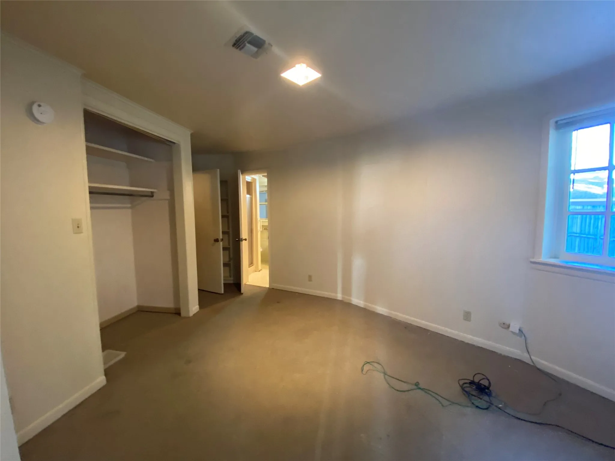 Single Family Residence For Sale in Navarro County , 1805 E Beverly Drive, Corsicana, Texas 75110, 2 Bedroom, 2 Bathroom, Garage spaces, 1,385 Sqft, built in 1968, mls#21131496, Real Estate Agent in Corsicana, Homes For Sale in Navarro county, Homes For Sale in Corsicana, Realtor in Corsicana Texas, Real Estate Brokerage Independent Realty Texas, Luminita Cordes Realtor