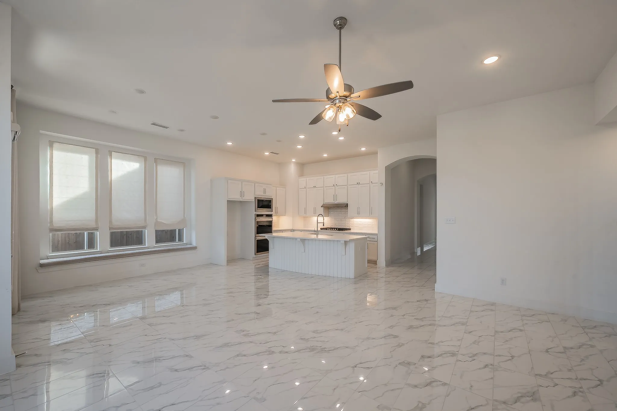 Single Family Residence For Sale in Denton County , 4012 Prickly Pear Avenue, Aubrey, Texas 76227, 4 Bedrooms, 3 Bathrooms, 2 Garage spaces, 2,331 Sqft, built in 2022, Preowned, Price $415,000, mls#21129684, Real Estate Agent in Aubrey, Homes For Sale in Denton county, Homes For Sale in Aubrey, Realtor in Aubrey Texas, Real Estate Brokerage Independent Realty Texas, Luminita Cordes Realtor