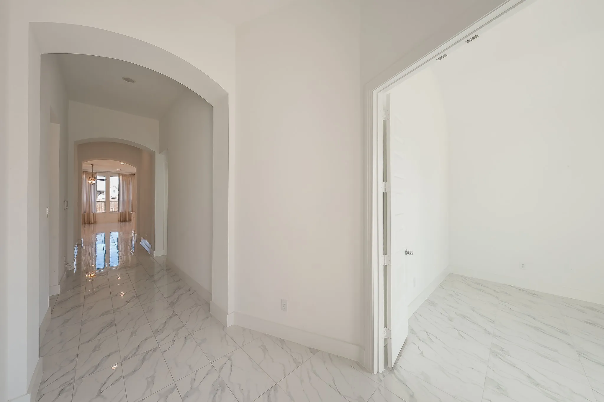 Single Family Residence For Sale in Denton County , 4012 Prickly Pear Avenue, Aubrey, Texas 76227, 4 Bedrooms, 3 Bathrooms, 2 Garage spaces, 2,331 Sqft, built in 2022, Preowned, Price $415,000, mls#21129684, Real Estate Agent in Aubrey, Homes For Sale in Denton county, Homes For Sale in Aubrey, Realtor in Aubrey Texas, Real Estate Brokerage Independent Realty Texas, Luminita Cordes Realtor