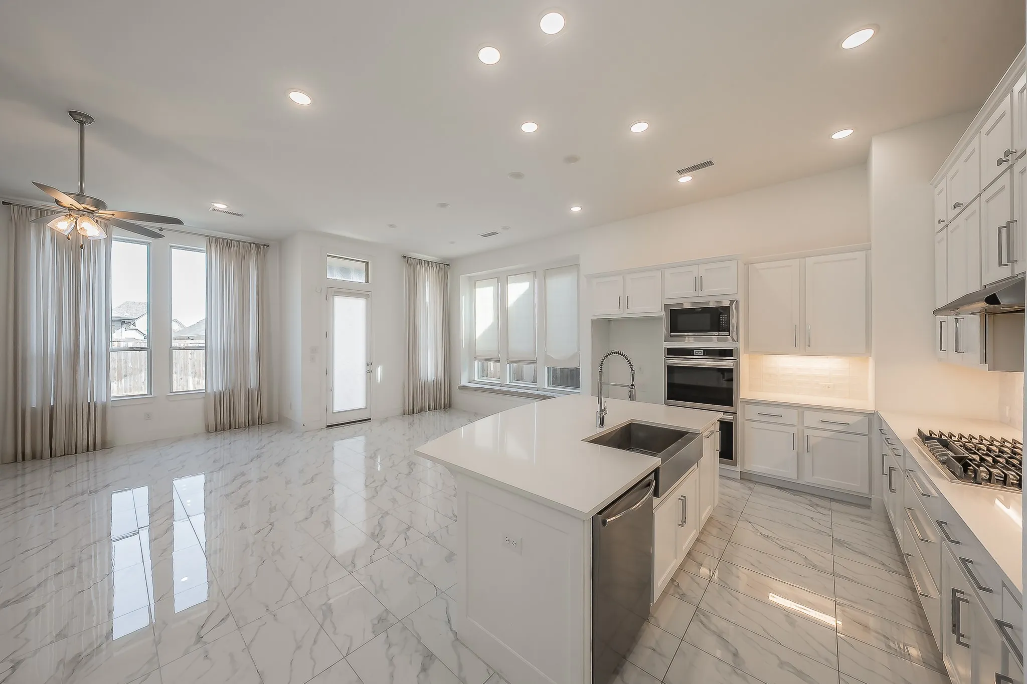 Single Family Residence For Sale in Denton County , 4012 Prickly Pear Avenue, Aubrey, Texas 76227, 4 Bedrooms, 3 Bathrooms, 2 Garage spaces, 2,331 Sqft, built in 2022, Preowned, Price $415,000, mls#21129684, Real Estate Agent in Aubrey, Homes For Sale in Denton county, Homes For Sale in Aubrey, Realtor in Aubrey Texas, Real Estate Brokerage Independent Realty Texas, Luminita Cordes Realtor