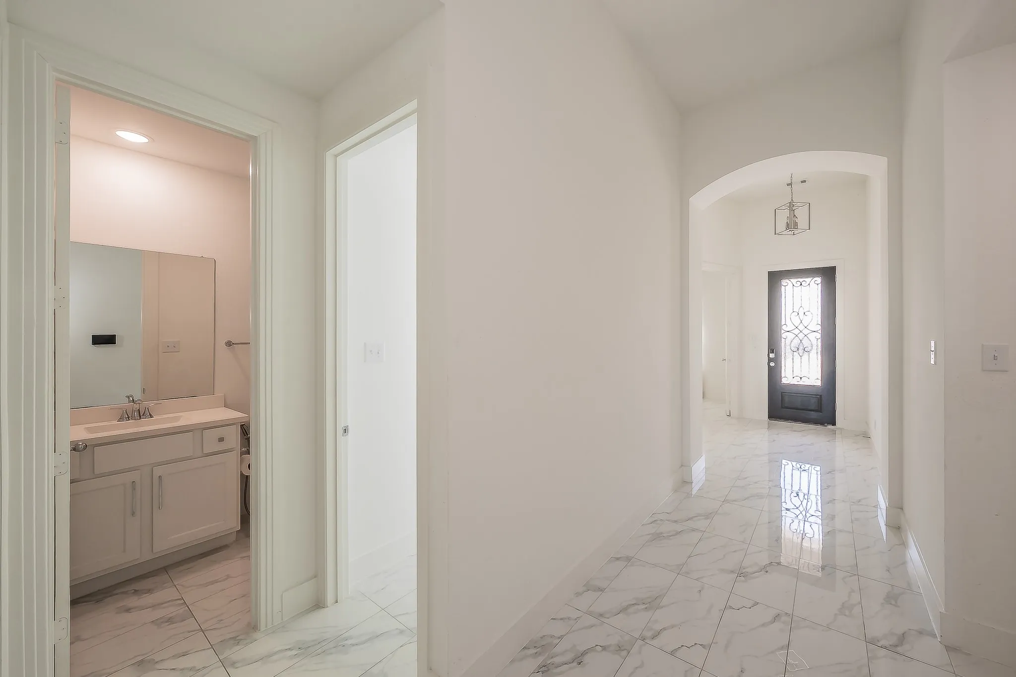 Single Family Residence For Sale in Denton County , 4012 Prickly Pear Avenue, Aubrey, Texas 76227, 4 Bedrooms, 3 Bathrooms, 2 Garage spaces, 2,331 Sqft, built in 2022, Preowned, Price $415,000, mls#21129684, Real Estate Agent in Aubrey, Homes For Sale in Denton county, Homes For Sale in Aubrey, Realtor in Aubrey Texas, Real Estate Brokerage Independent Realty Texas, Luminita Cordes Realtor