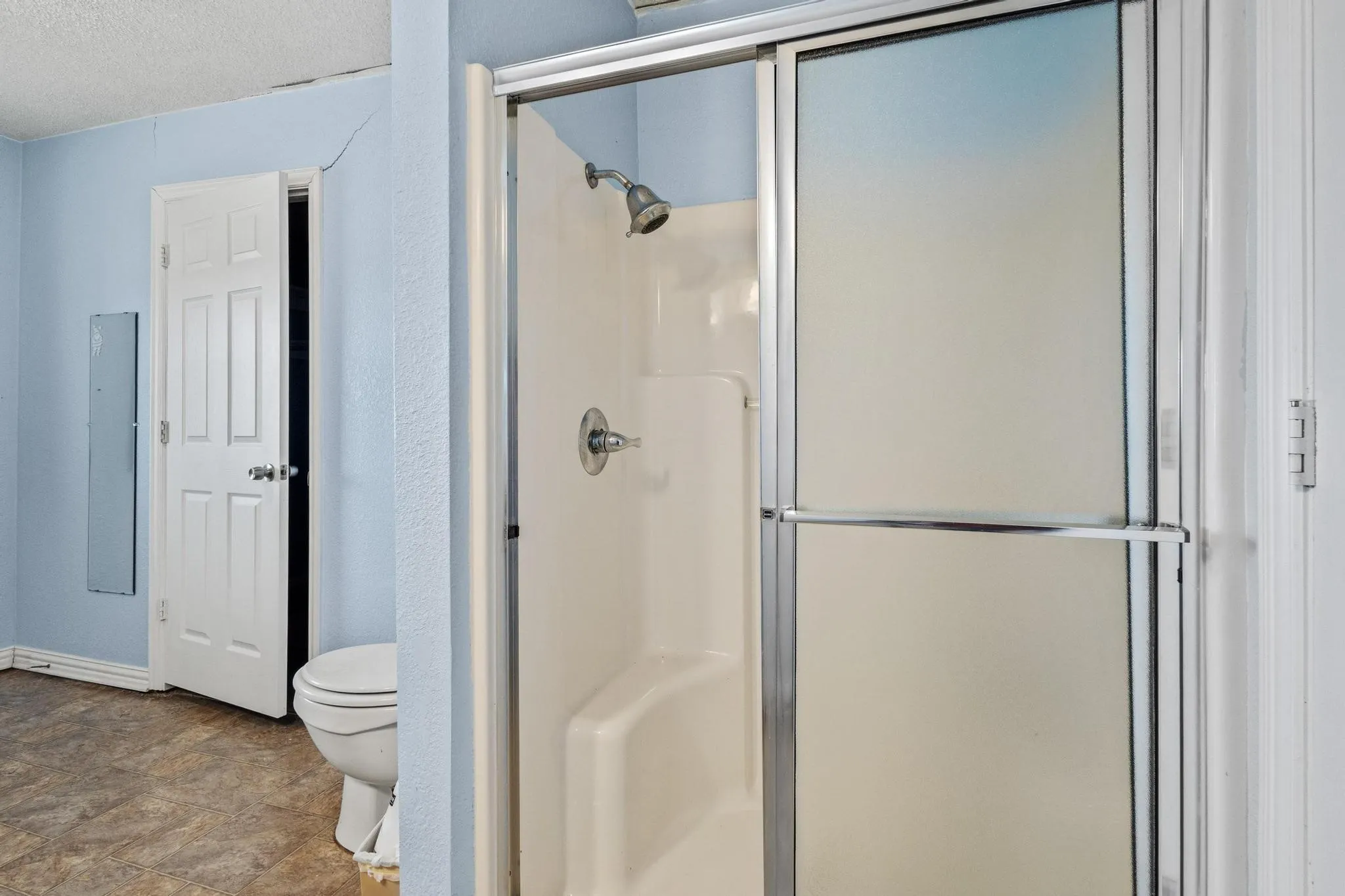 Single Family Residence For Sale in Lamar County , 1841 County Road 36080, Honey Grove, Texas 75446, 3 Bedroom, 2 Bathroom, Garage spaces, 1,800 Sqft, built in 2013, Price $125,000, mls#21131524, Real Estate Agent in Honey Grove, Homes For Sale in Lamar county, Homes For Sale in Honey Grove, Realtor in Honey Grove Texas, Real Estate Brokerage Independent Realty Texas, Luminita Cordes Realtor