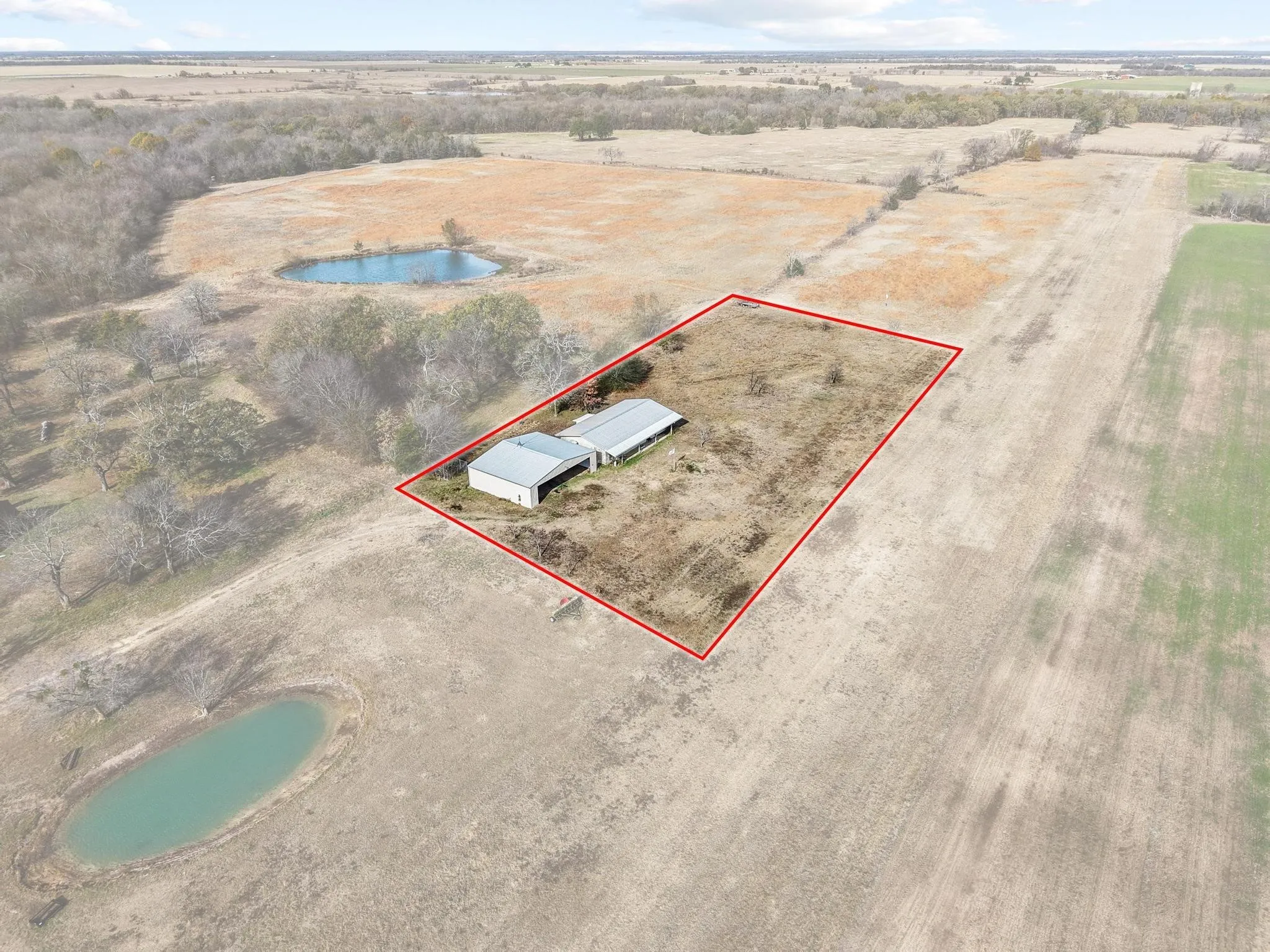 Single Family Residence For Sale in Lamar County , 1841 County Road 36080, Honey Grove, Texas 75446, 3 Bedroom, 2 Bathroom, Garage spaces, 1,800 Sqft, built in 2013, Price $125,000, mls#21131524, Real Estate Agent in Honey Grove, Homes For Sale in Lamar county, Homes For Sale in Honey Grove, Realtor in Honey Grove Texas, Real Estate Brokerage Independent Realty Texas, Luminita Cordes Realtor