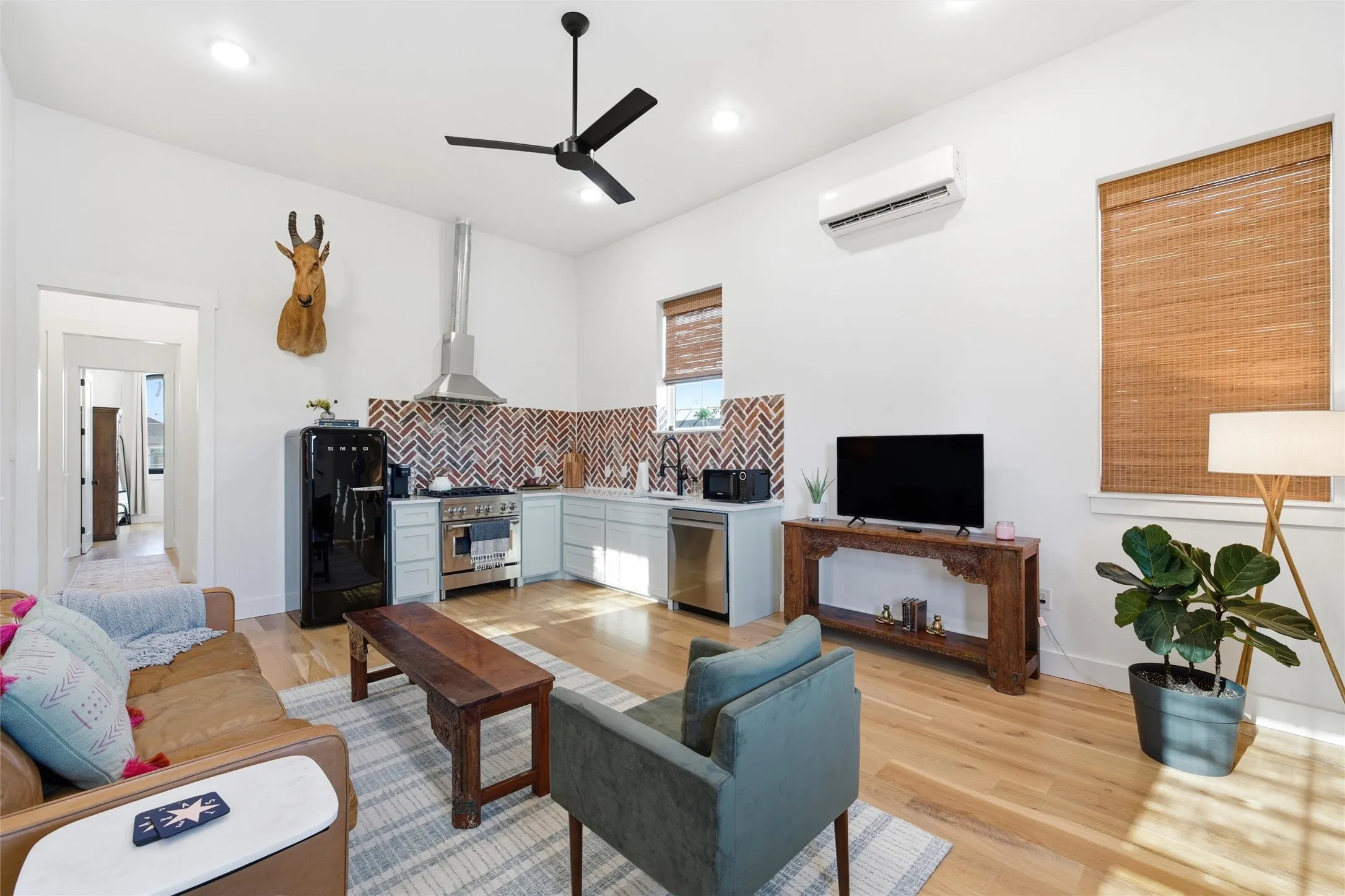 For Sale in Mc Lennan County , 632 S 7th Street, Waco, Texas 76706, 0, 0, Garage spaces, 0 Sqft, built in 2022, Preowned, mls#21131760, Real Estate Agent in Waco, Homes For Sale in Mc Lennan county, Homes For Sale in Waco, Realtor in Waco Texas, Real Estate Brokerage Independent Realty Texas, Luminita Cordes Realtor