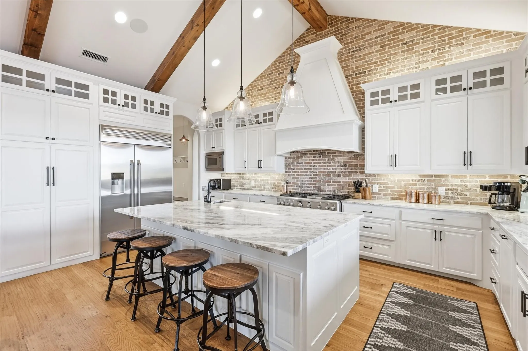 Single Family Residence For Sale in Palo Pinto County , 7105 W Hells Gate Drive, Strawn, Texas 76475, 6 Bedrooms, 8 Bathrooms, 3 Garage spaces, 5,520 Sqft, built in 2016, Price $3,499,000, mls#21129905, Real Estate Agent in Strawn, Homes For Sale in Palo Pinto county, Homes For Sale in Strawn, Realtor in Strawn Texas, Real Estate Brokerage Independent Realty Texas, Luminita Cordes Realtor