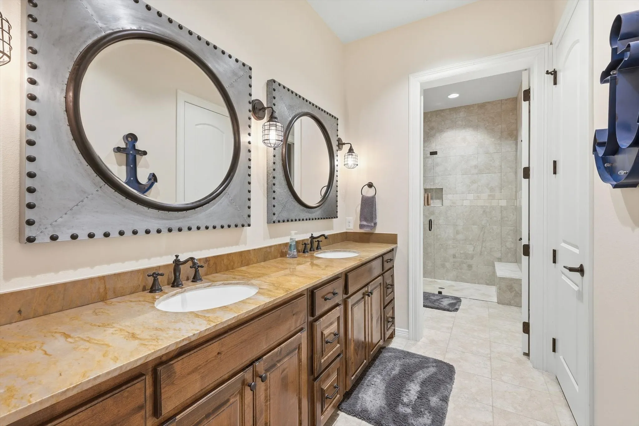 Single Family Residence For Sale in Palo Pinto County , 7105 W Hells Gate Drive, Strawn, Texas 76475, 6 Bedrooms, 8 Bathrooms, 3 Garage spaces, 5,520 Sqft, built in 2016, Price $3,499,000, mls#21129905, Real Estate Agent in Strawn, Homes For Sale in Palo Pinto county, Homes For Sale in Strawn, Realtor in Strawn Texas, Real Estate Brokerage Independent Realty Texas, Luminita Cordes Realtor