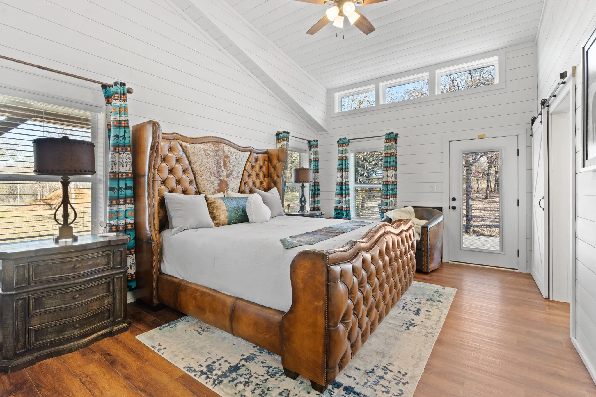 Farm For Sale in Johnson County , 1512 E Henderson Street, Cleburne, Texas 76031, 4 Bedroom, 4 Bathroom, Garage spaces, 2,736 Sqft, built in 2022, mls#21131864, Real Estate Agent in Cleburne, Homes For Sale in Johnson county, Homes For Sale in Cleburne, Realtor in Cleburne Texas, Real Estate Brokerage Independent Realty Texas, Luminita Cordes Realtor