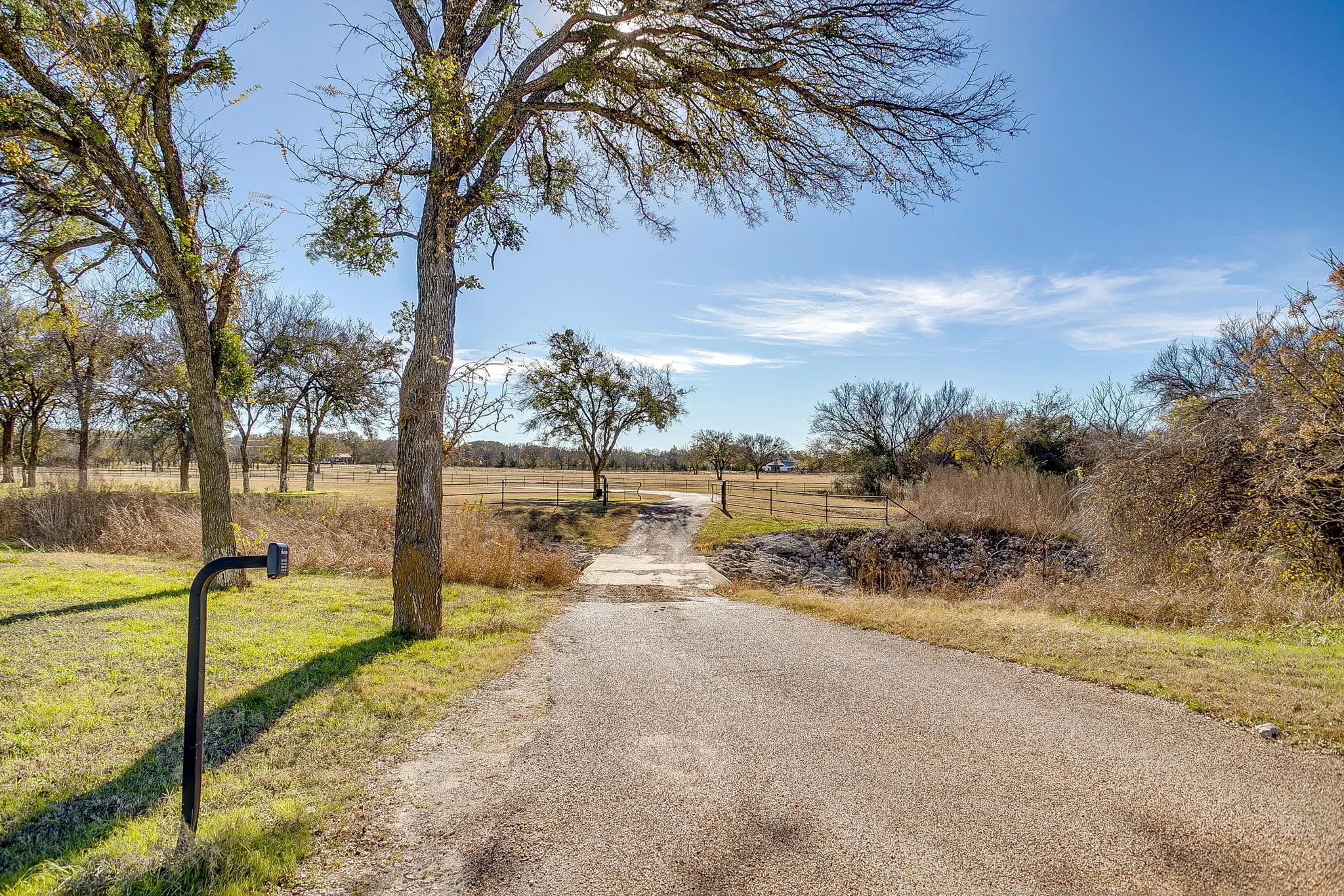 Farm For Sale in Johnson County , 1512 E Henderson Street, Cleburne, Texas 76031, 4 Bedroom, 4 Bathroom, Garage spaces, 2,736 Sqft, built in 2022, mls#21131864, Real Estate Agent in Cleburne, Homes For Sale in Johnson county, Homes For Sale in Cleburne, Realtor in Cleburne Texas, Real Estate Brokerage Independent Realty Texas, Luminita Cordes Realtor
