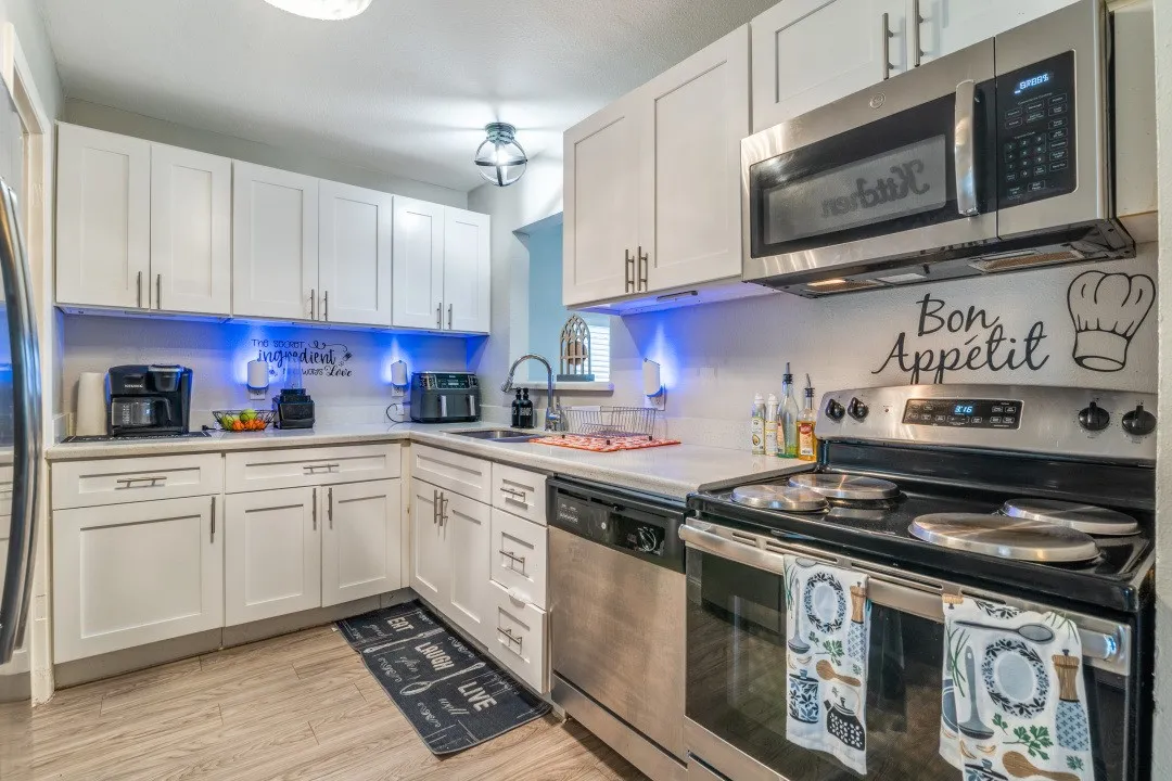 Single Family Residence For Sale in Dallas County , 3834 Emerald Drive, Mesquite, Texas 75150, 4 Bedrooms, 2 Bathrooms, Garage spaces, 1,373 Sqft, built in 1962, Price $220,000, mls#21131981, Real Estate Agent in Mesquite, Homes For Sale in Dallas county, Homes For Sale in Mesquite, Realtor in Mesquite Texas, Real Estate Brokerage Independent Realty Texas, Luminita Cordes Realtor