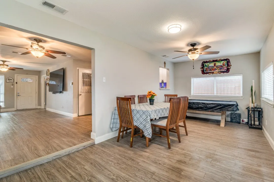 Single Family Residence For Sale in Dallas County , 3834 Emerald Drive, Mesquite, Texas 75150, 4 Bedrooms, 2 Bathrooms, Garage spaces, 1,373 Sqft, built in 1962, Price $220,000, mls#21131981, Real Estate Agent in Mesquite, Homes For Sale in Dallas county, Homes For Sale in Mesquite, Realtor in Mesquite Texas, Real Estate Brokerage Independent Realty Texas, Luminita Cordes Realtor