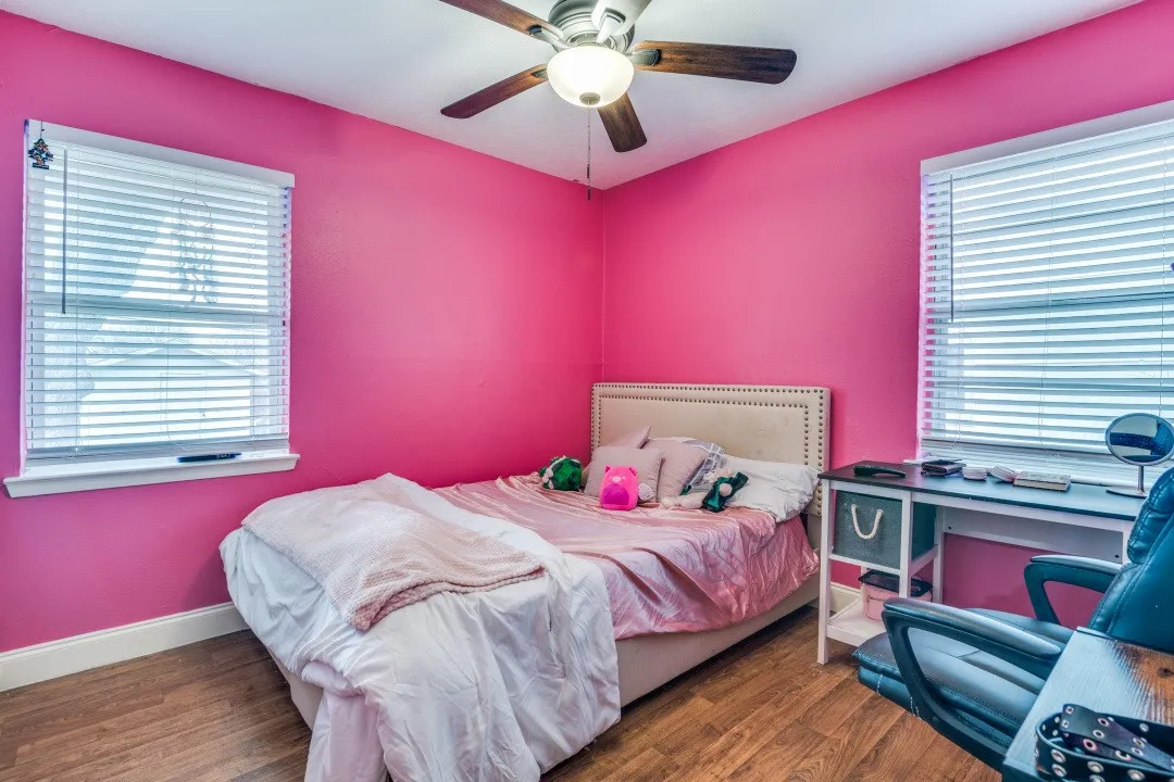 Single Family Residence For Sale in Dallas County , 3834 Emerald Drive, Mesquite, Texas 75150, 4 Bedrooms, 2 Bathrooms, Garage spaces, 1,373 Sqft, built in 1962, Price $220,000, mls#21131981, Real Estate Agent in Mesquite, Homes For Sale in Dallas county, Homes For Sale in Mesquite, Realtor in Mesquite Texas, Real Estate Brokerage Independent Realty Texas, Luminita Cordes Realtor