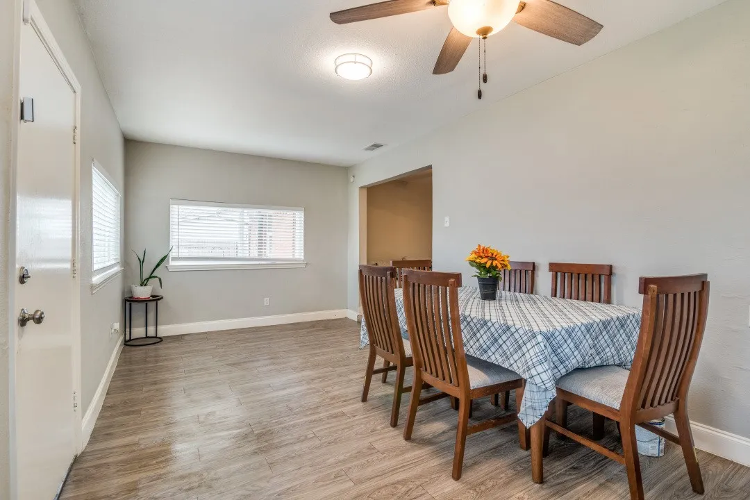 Single Family Residence For Sale in Dallas County , 3834 Emerald Drive, Mesquite, Texas 75150, 4 Bedrooms, 2 Bathrooms, Garage spaces, 1,373 Sqft, built in 1962, Price $220,000, mls#21131981, Real Estate Agent in Mesquite, Homes For Sale in Dallas county, Homes For Sale in Mesquite, Realtor in Mesquite Texas, Real Estate Brokerage Independent Realty Texas, Luminita Cordes Realtor