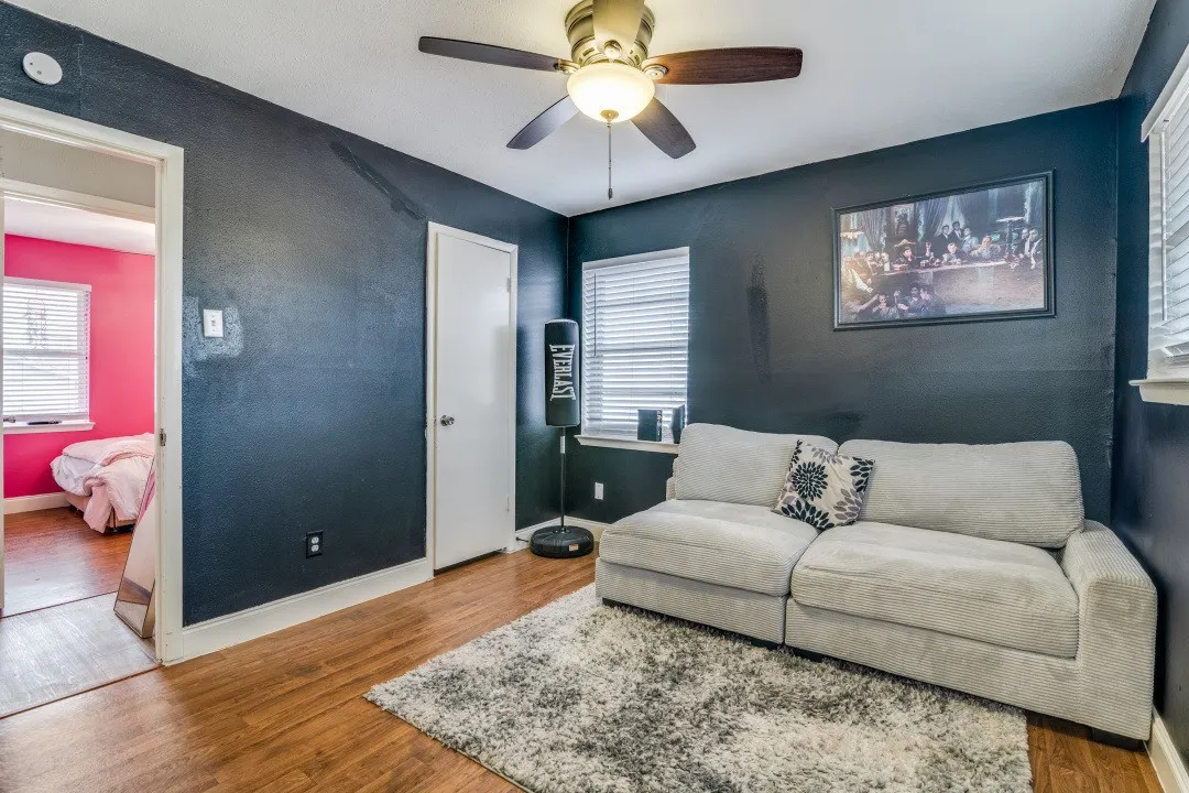 Single Family Residence For Sale in Dallas County , 3834 Emerald Drive, Mesquite, Texas 75150, 4 Bedrooms, 2 Bathrooms, Garage spaces, 1,373 Sqft, built in 1962, Price $220,000, mls#21131981, Real Estate Agent in Mesquite, Homes For Sale in Dallas county, Homes For Sale in Mesquite, Realtor in Mesquite Texas, Real Estate Brokerage Independent Realty Texas, Luminita Cordes Realtor