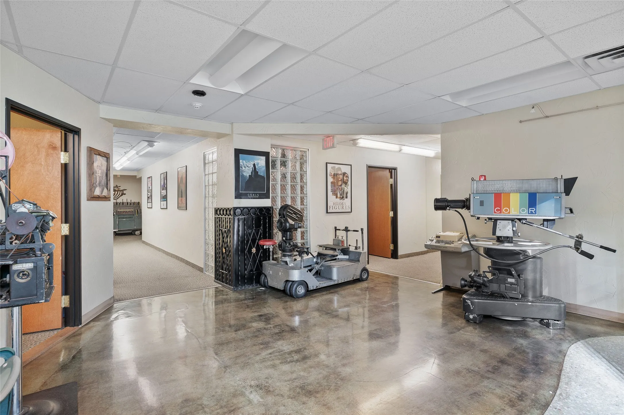 Office For Sale in Grayson County , 531 W Main Street, Denison, Texas 75020, 0, 0, Garage spaces, 36,000 Sqft, built in 1890, Preowned, Price $2,700,000, mls#21129574, Real Estate Agent in Denison, Homes For Sale in Grayson county, Homes For Sale in Denison, Realtor in Denison Texas, Real Estate Brokerage Independent Realty Texas, Luminita Cordes Realtor
