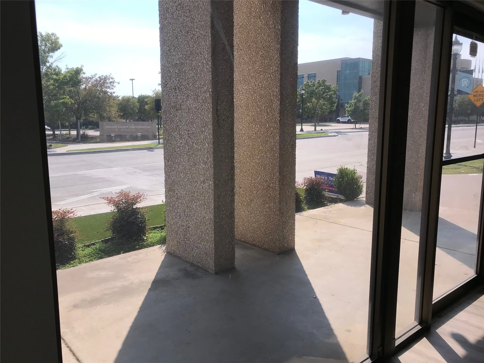 Office For Rent in Tarrant County , 801 E Abram Street 205, Arlington, Texas 76010, 0, 0, Garage spaces, 0 Sqft, built in 1973, Preowned, Price $650, mls#21132110, Real Estate Agent in Arlington, Homes For Rent in Tarrant county, Homes For Rent in Arlington, Realtor in Arlington Texas, Real Estate Brokerage Independent Realty Texas, Luminita Cordes Realtor