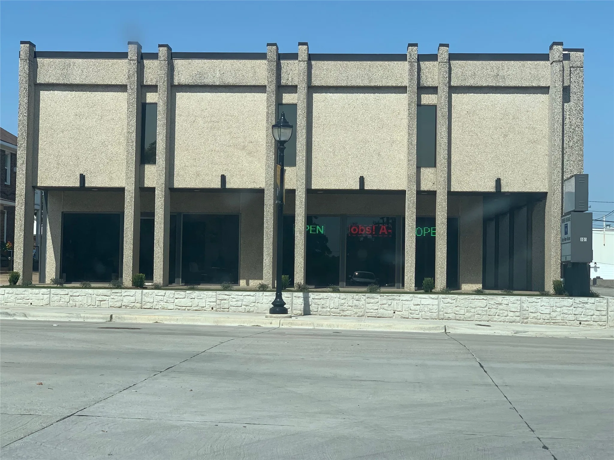 Office For Rent in Tarrant County , 801 E Abram Street 205, Arlington, Texas 76010, 0, 0, Garage spaces, 0 Sqft, built in 1973, Preowned, Price $650, mls#21132110, Real Estate Agent in Arlington, Homes For Rent in Tarrant county, Homes For Rent in Arlington, Realtor in Arlington Texas, Real Estate Brokerage Independent Realty Texas, Luminita Cordes Realtor