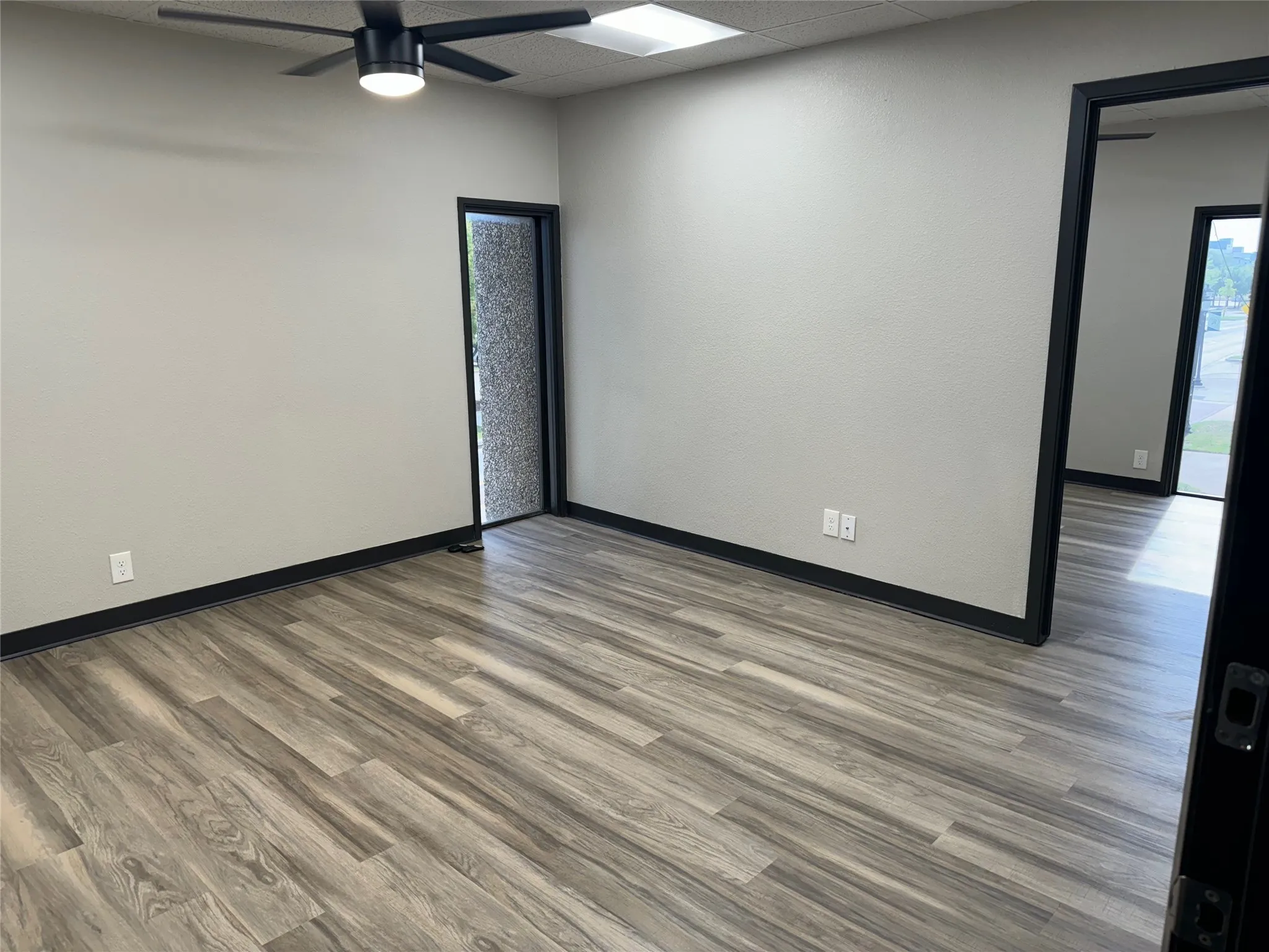 Office For Rent in Tarrant County , 801 E Abram Street 205, Arlington, Texas 76010, 0, 0, Garage spaces, 0 Sqft, built in 1973, Preowned, Price $650, mls#21132110, Real Estate Agent in Arlington, Homes For Rent in Tarrant county, Homes For Rent in Arlington, Realtor in Arlington Texas, Real Estate Brokerage Independent Realty Texas, Luminita Cordes Realtor